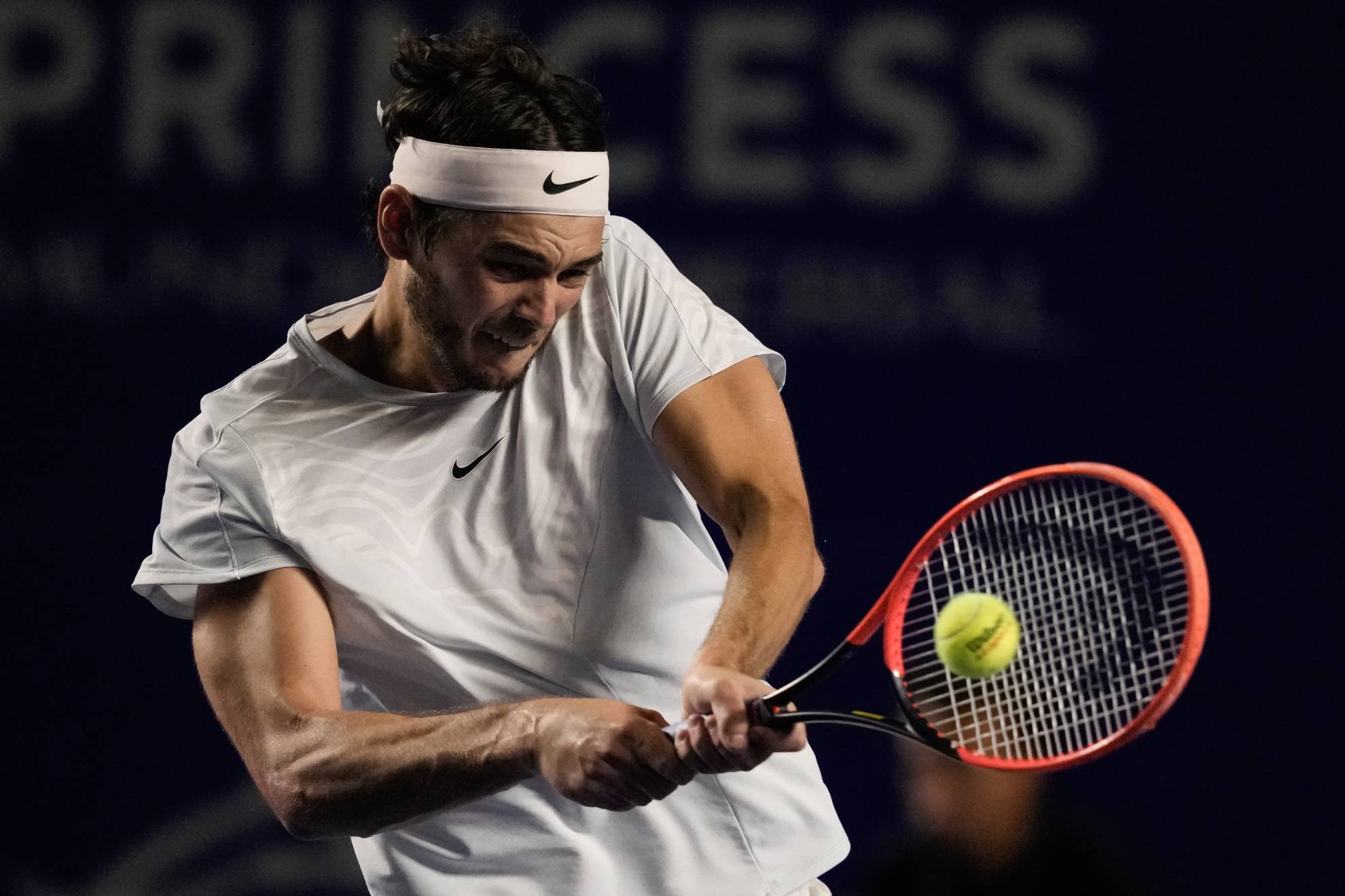 Fritz le responde a Tiafoe en su duelo de 4tos de final del AMT.