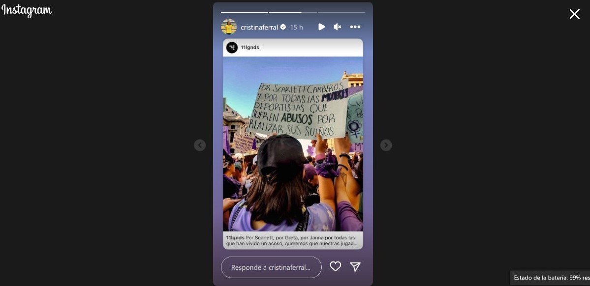 Cristina Ferral publicó una imagen en la que se apoyó a Scarlett Camberos.