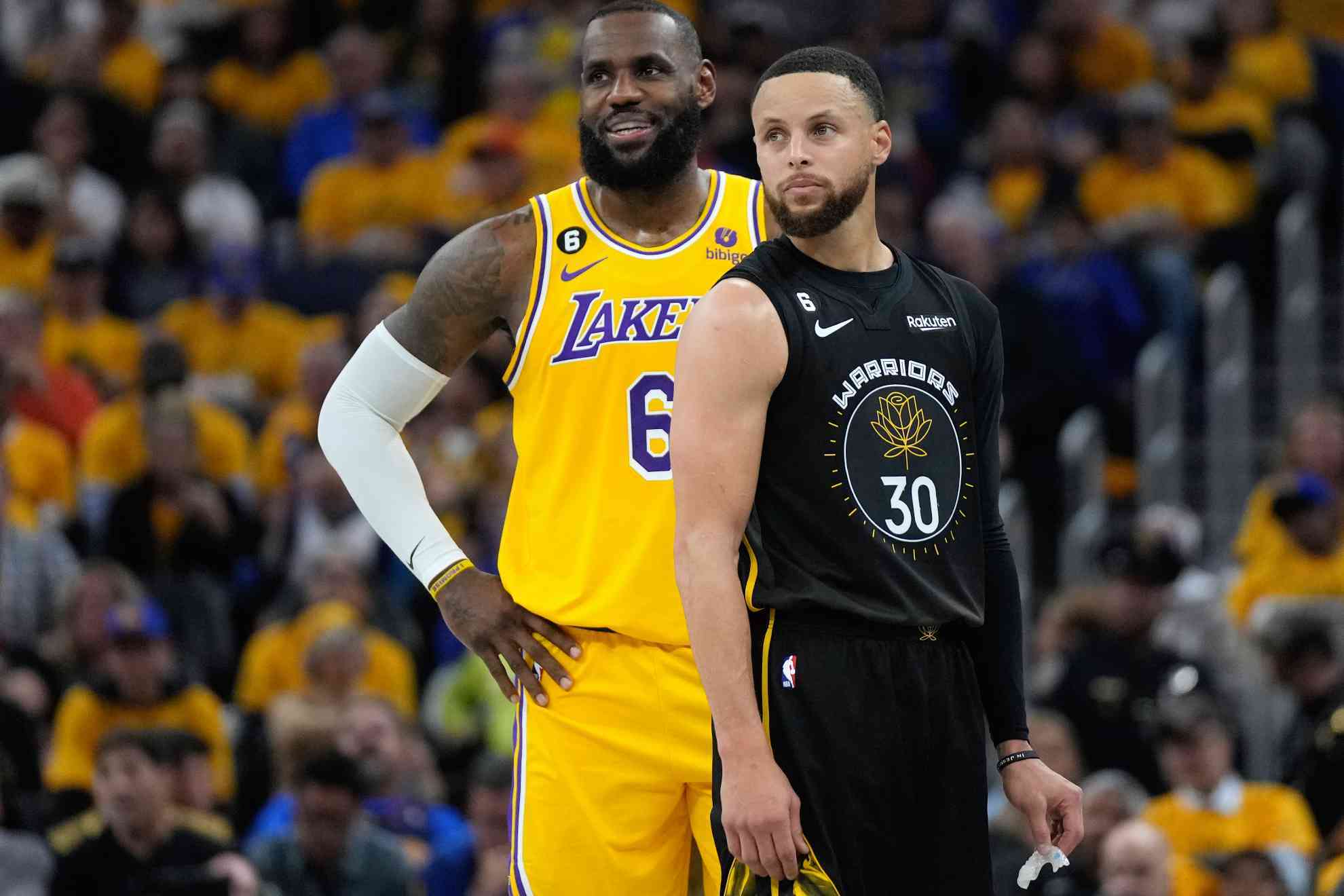 LeBron James y Stephen Curry.