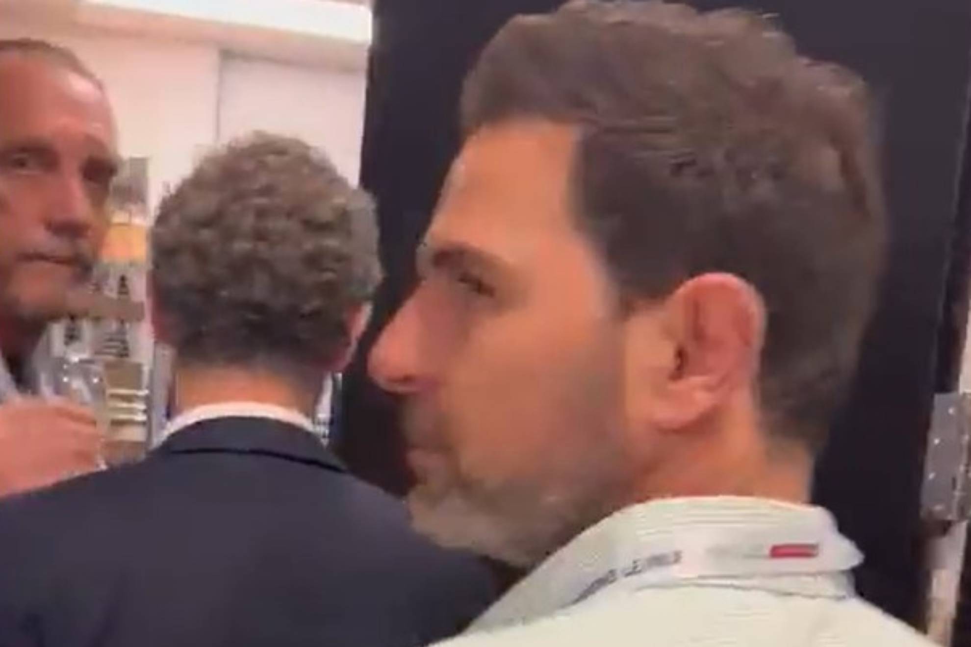 Selecci�n Mexicana: Duilio Davino y Ares de Parga son insultados por la afici�n tras goleada