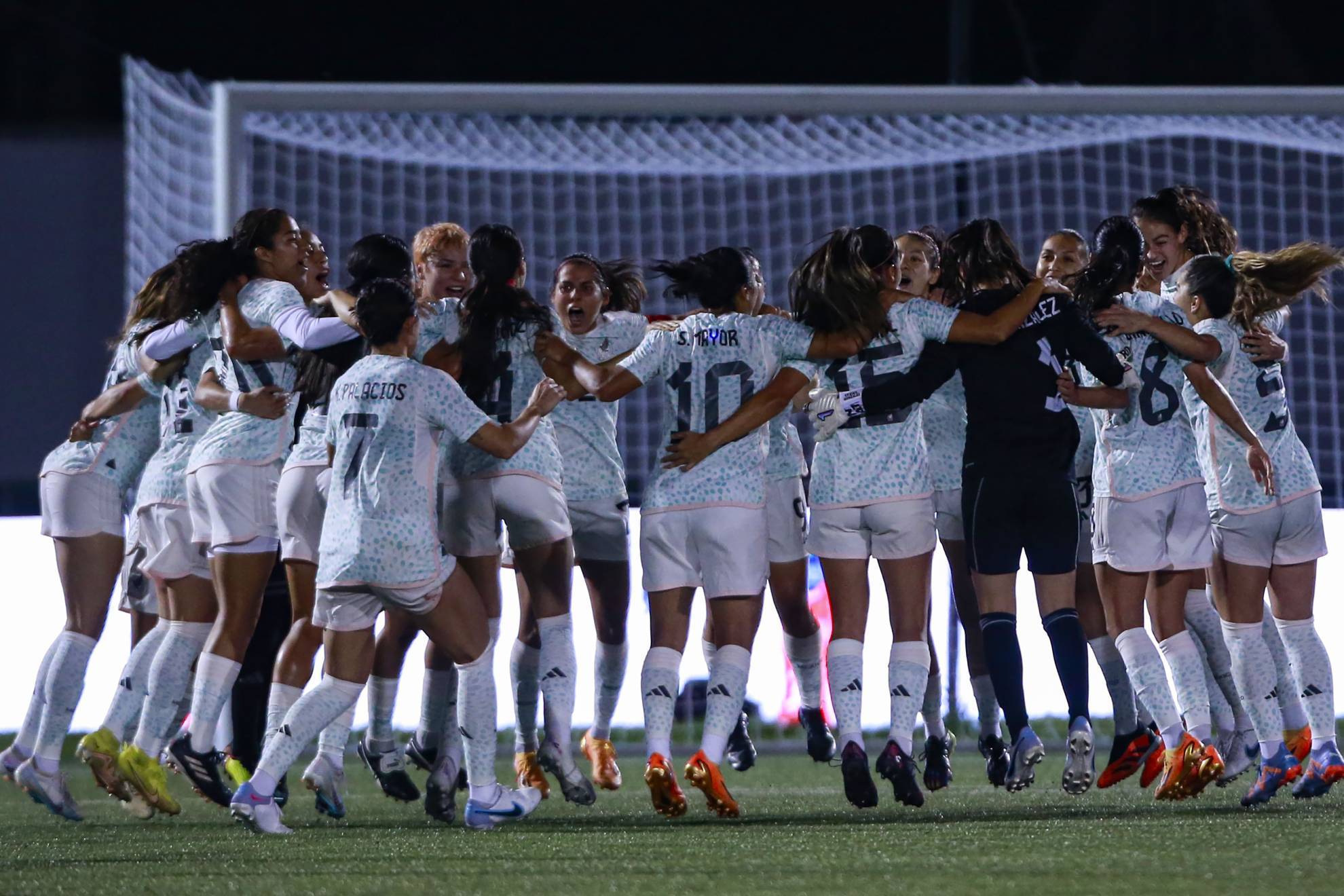La Selecci�n Mexicana Femenil es tricampeona de los Juegos Centroamericanos