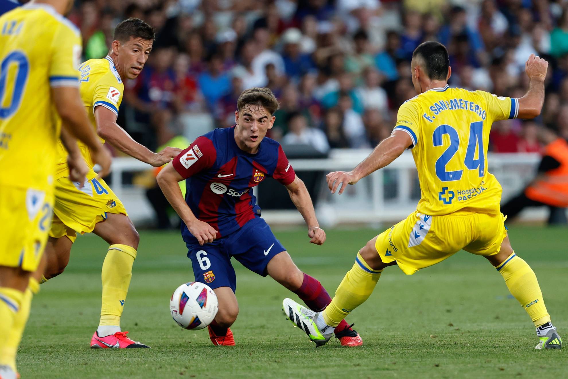 Barcelona sufri� para lograr los tres puntos