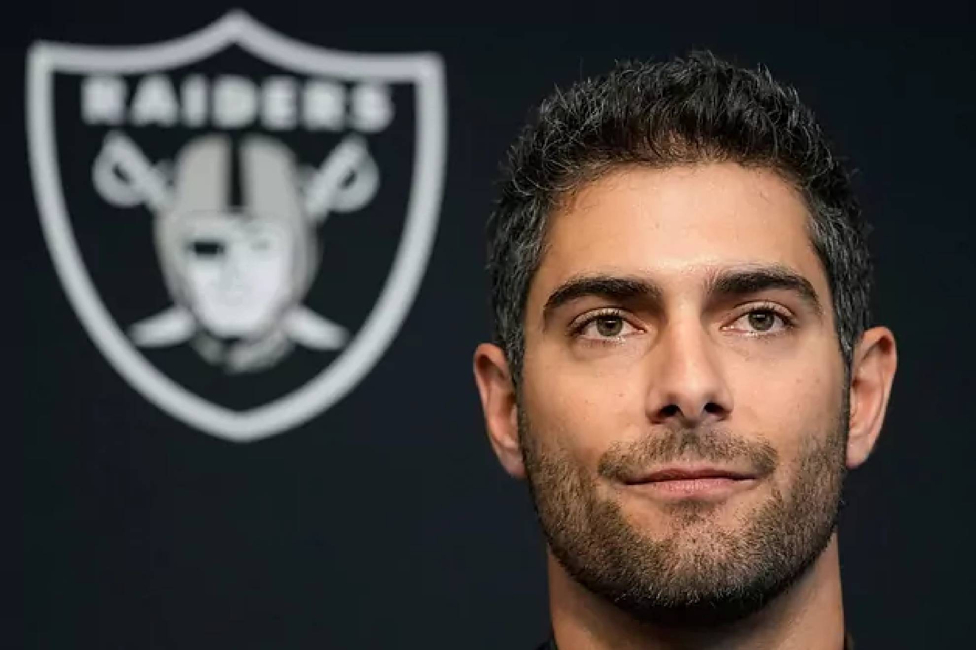 Las Vegas Raiders y Jimmy G, listos para la temporada 2023.