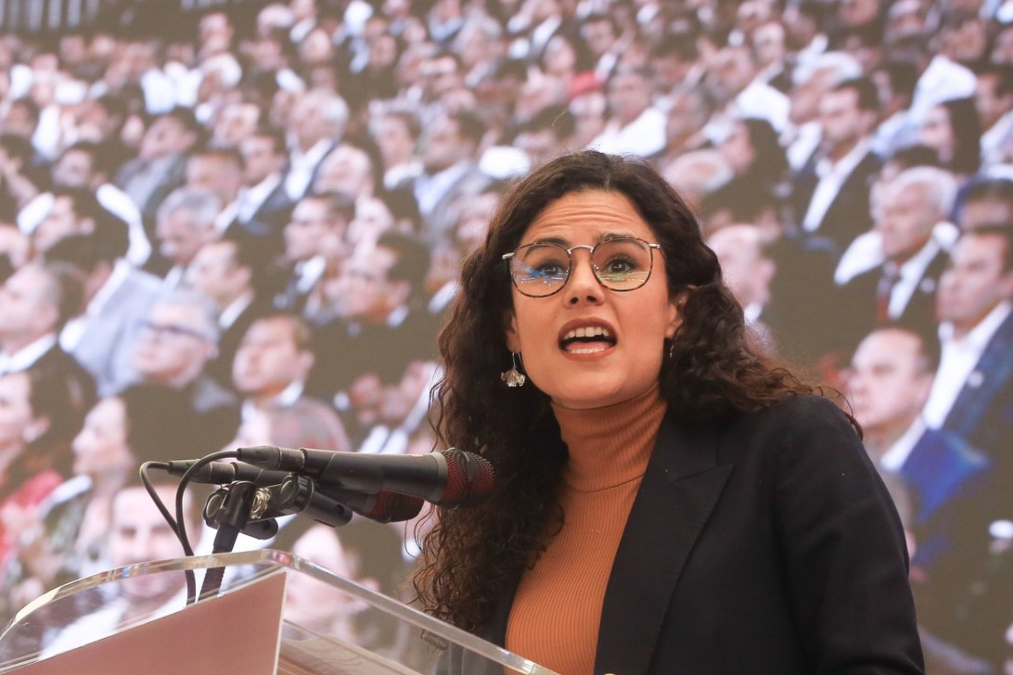Luisa Mar�a Alcalde fue la encargada de emitir la postura del gobierno ante los hechos violentos.