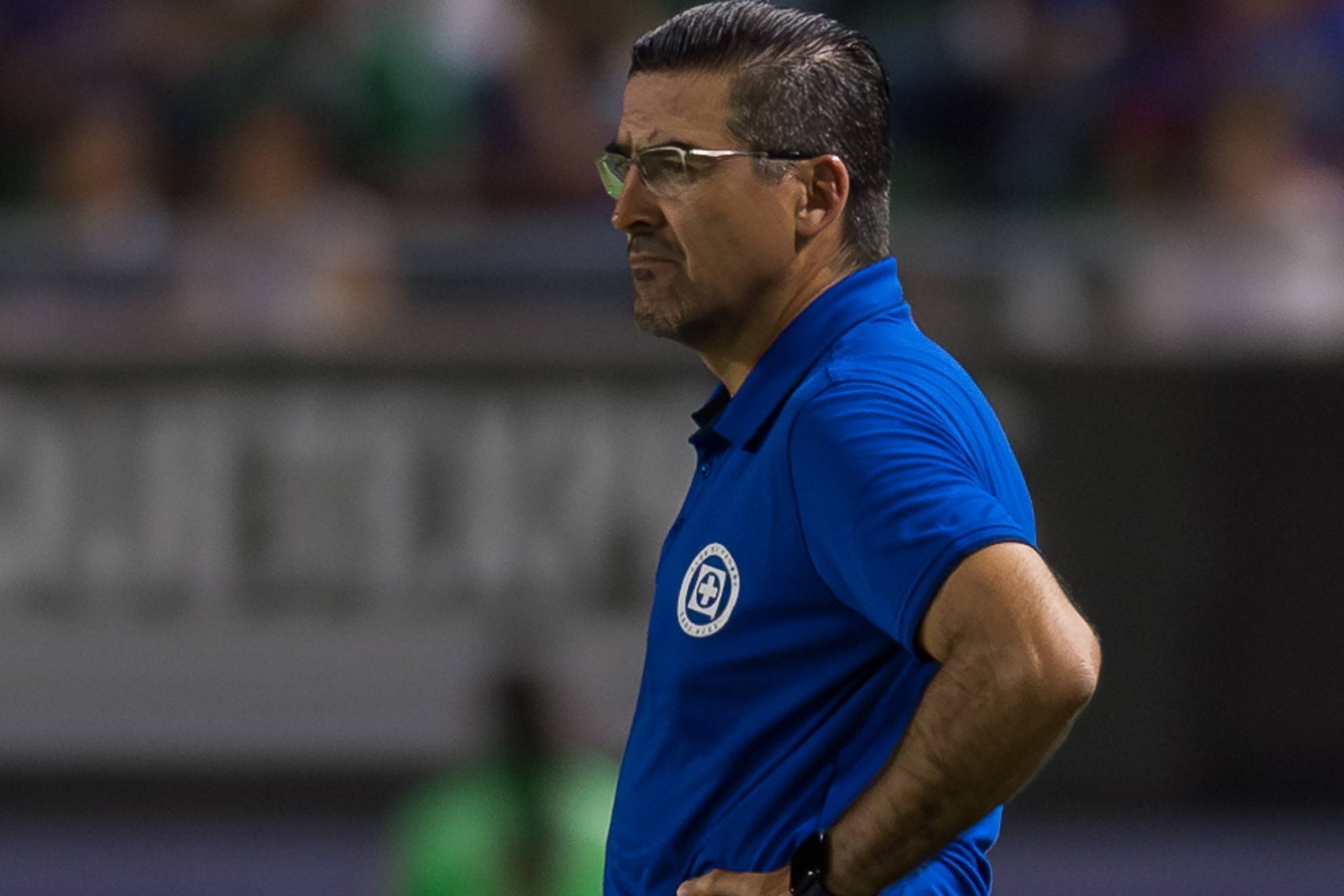 Cruz Azul y Joaqu�n Moreno se identifican con la afici�n tras los abucheos