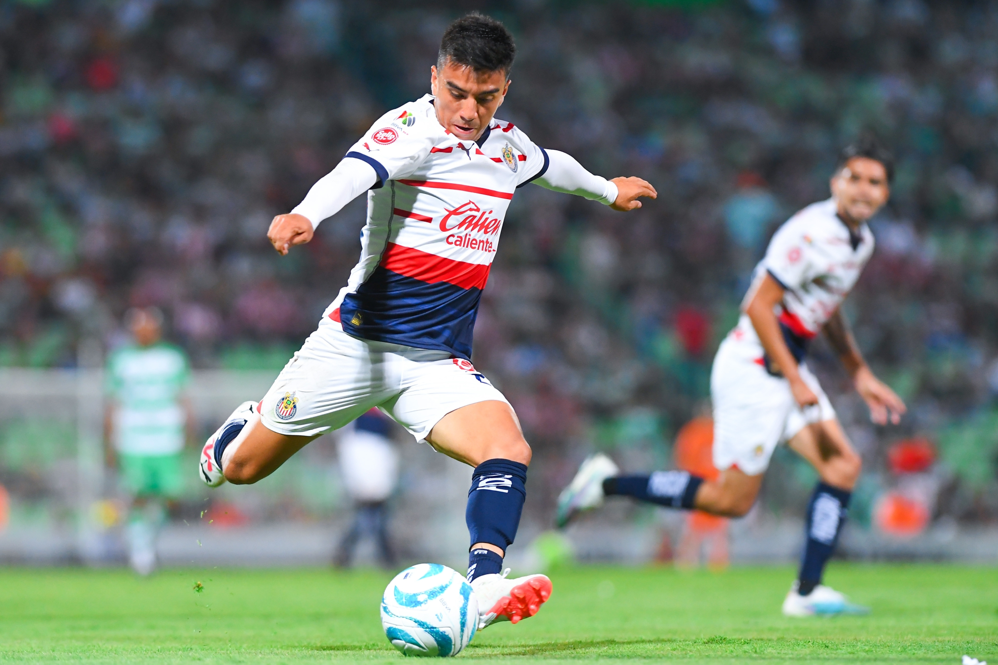 Fernando Beltr�n durante el partido de Chivas contra Mazatl�n en el Estadio Akron.
