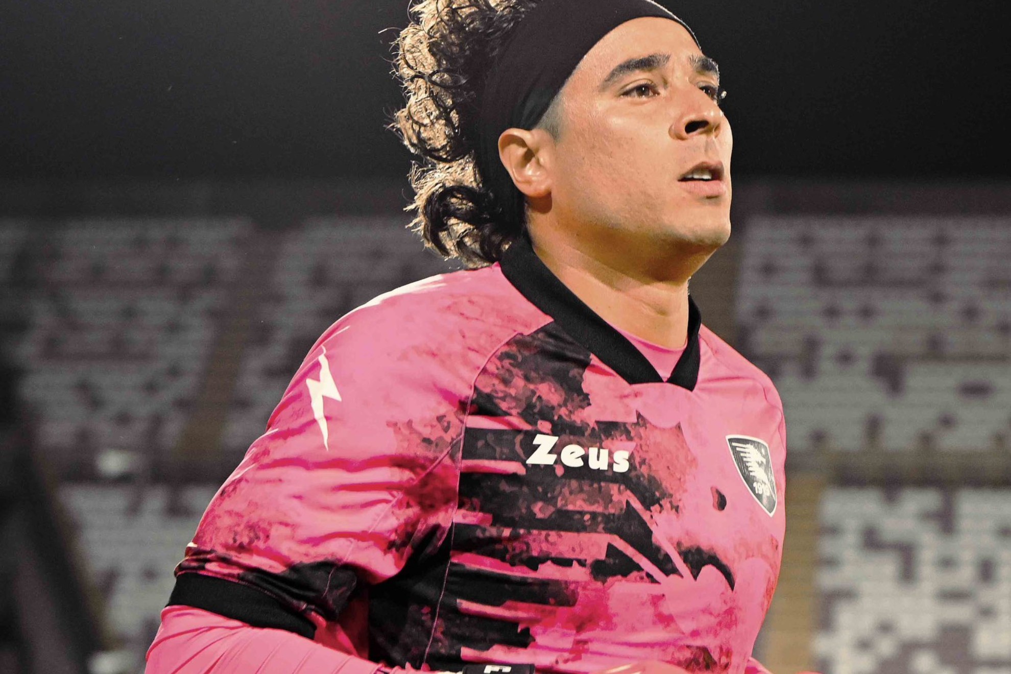 Ochoa tuvo responsabilidad por lo menos en dos de los cuatro goles.