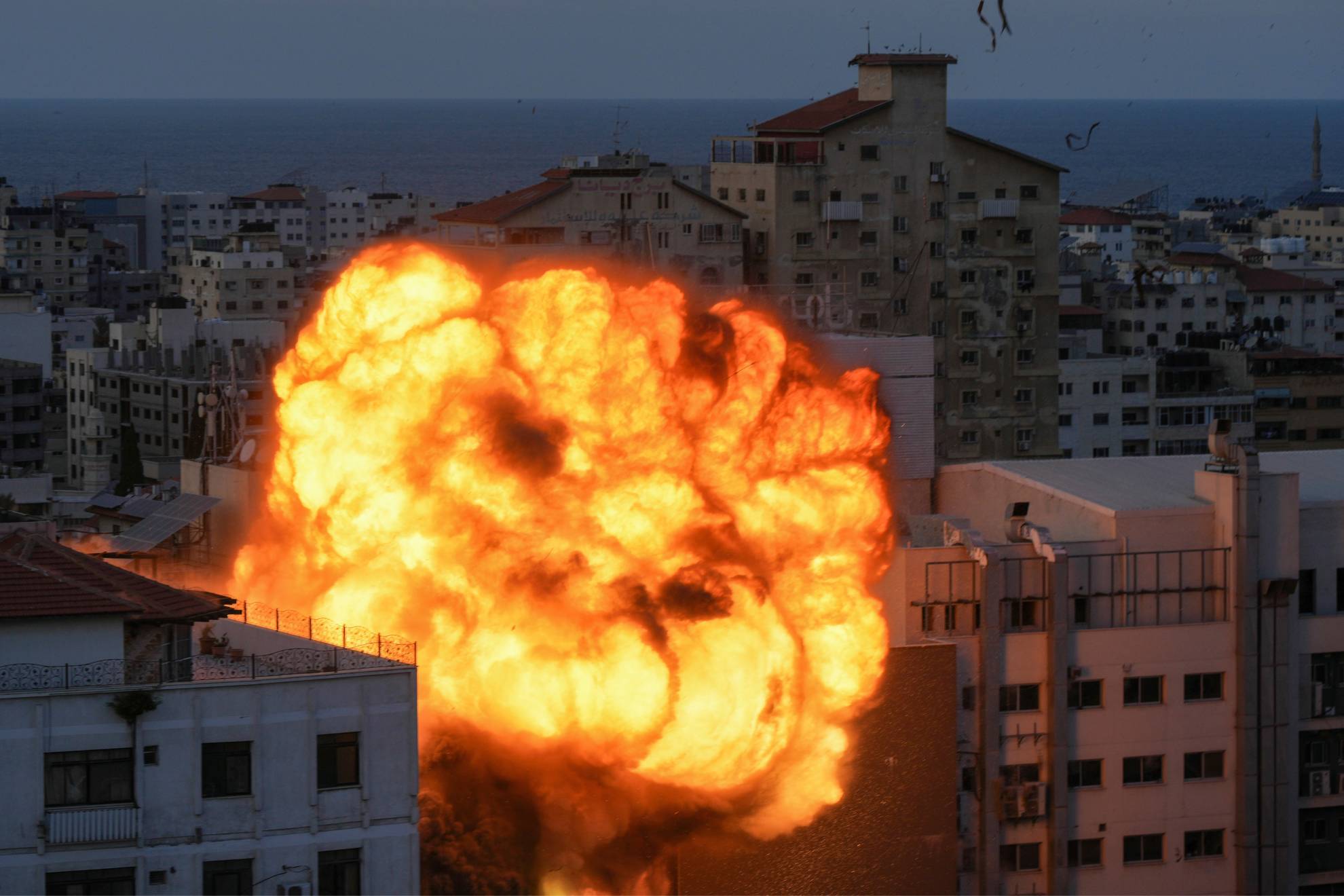 Ham�s bombardea Israel causando m�s de 900 muertos en los primeros d�as de guerra