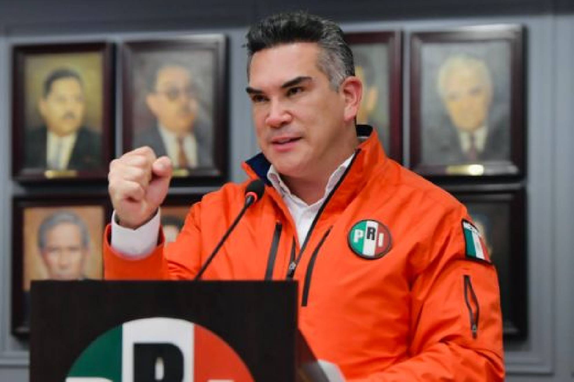 El presidente del partido tricolor, se expres� despu�s de la entrega de la autorizaci�n de pre-candidata de X�chitl G�lvez