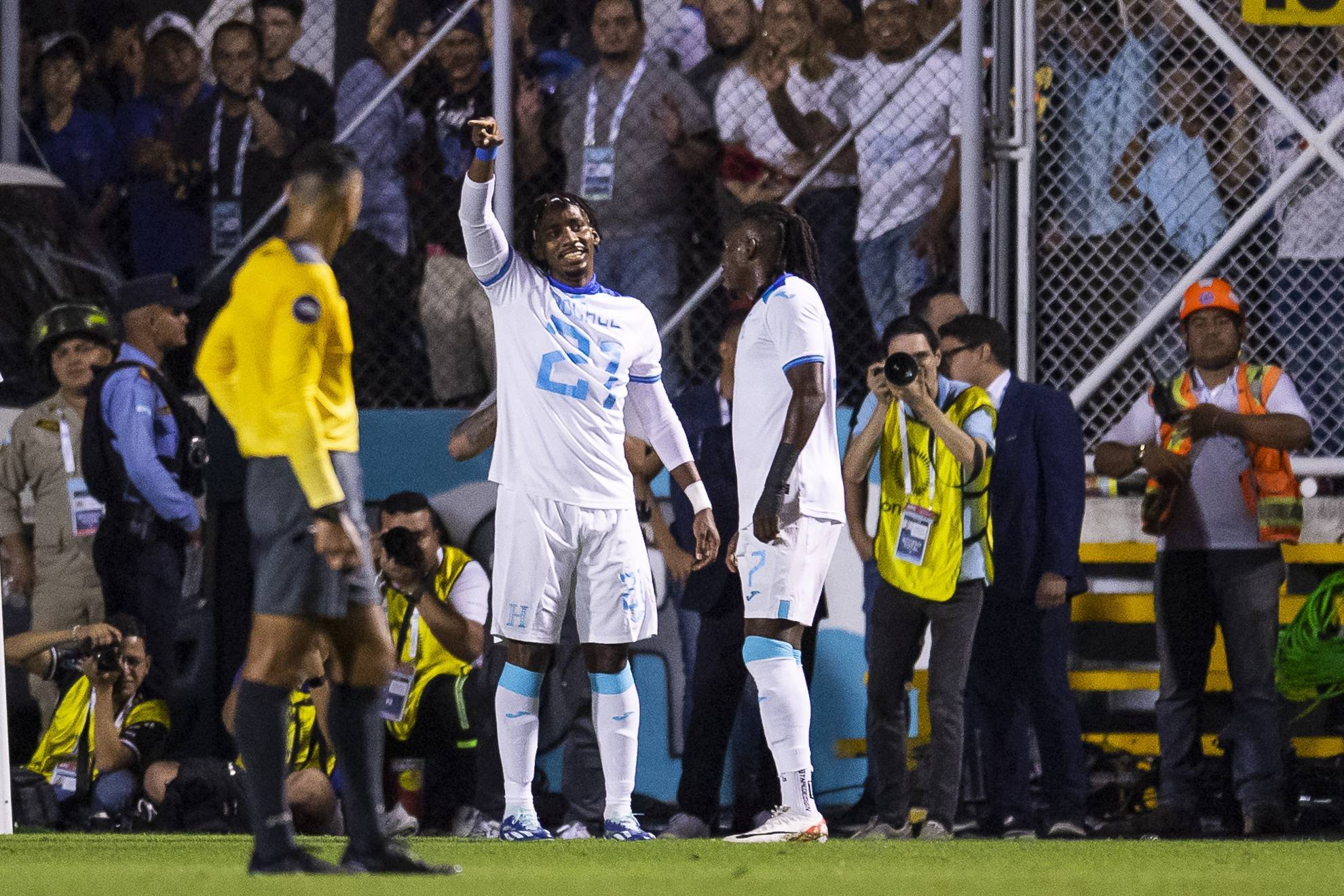 R�chez celebra el 2-0 ante M�xico el pasado viernes.