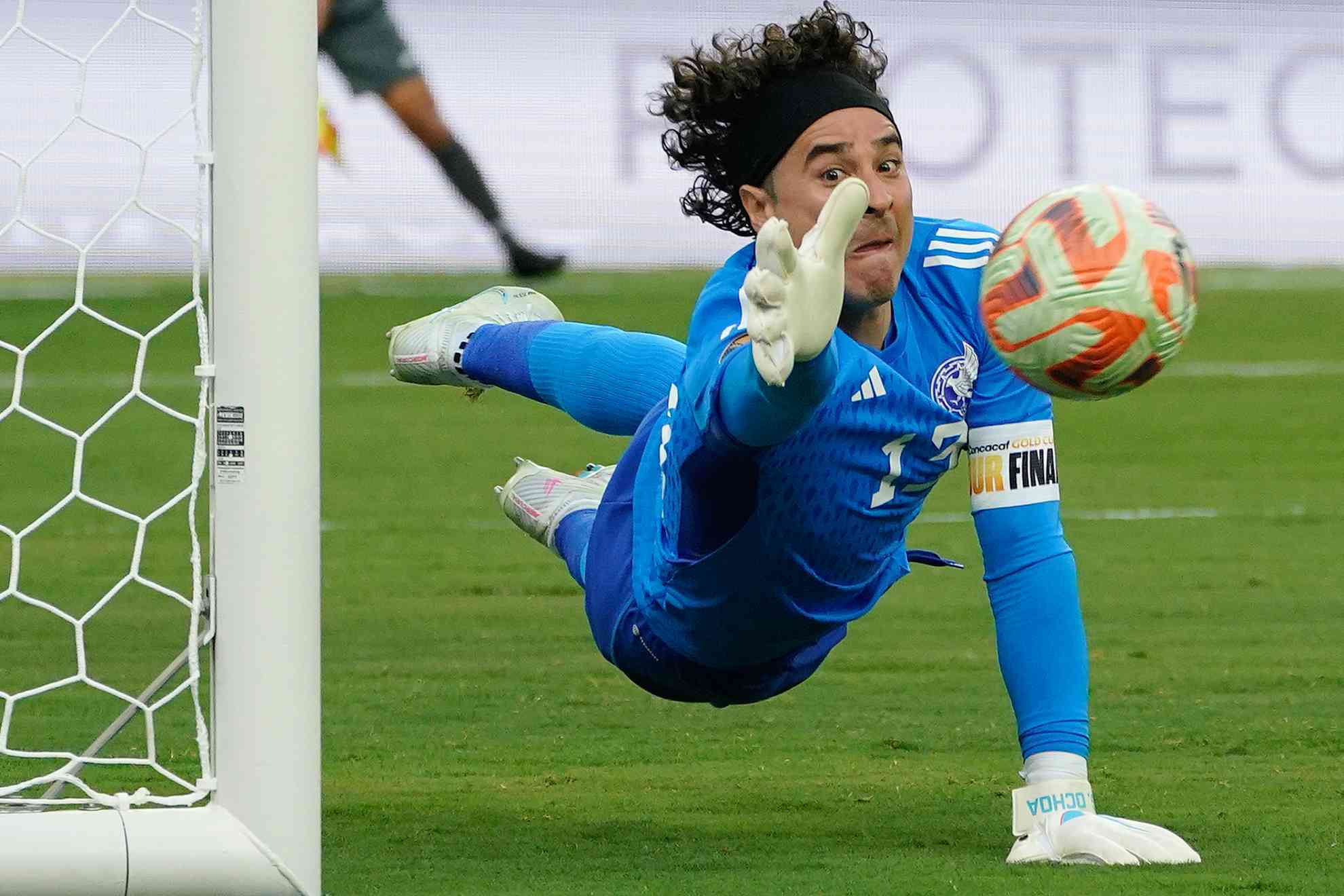 Guillermo Ochoa.