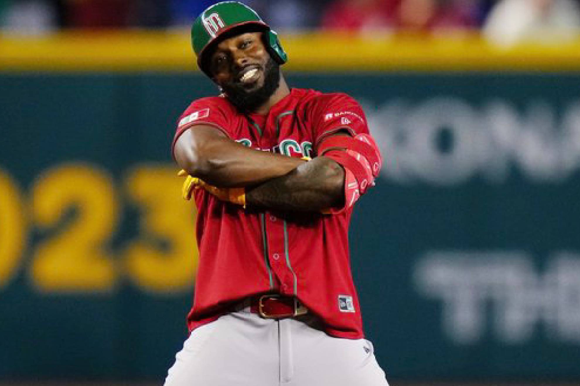 Randy Arozarena est� de manteles largos y presume su amor por M�xico