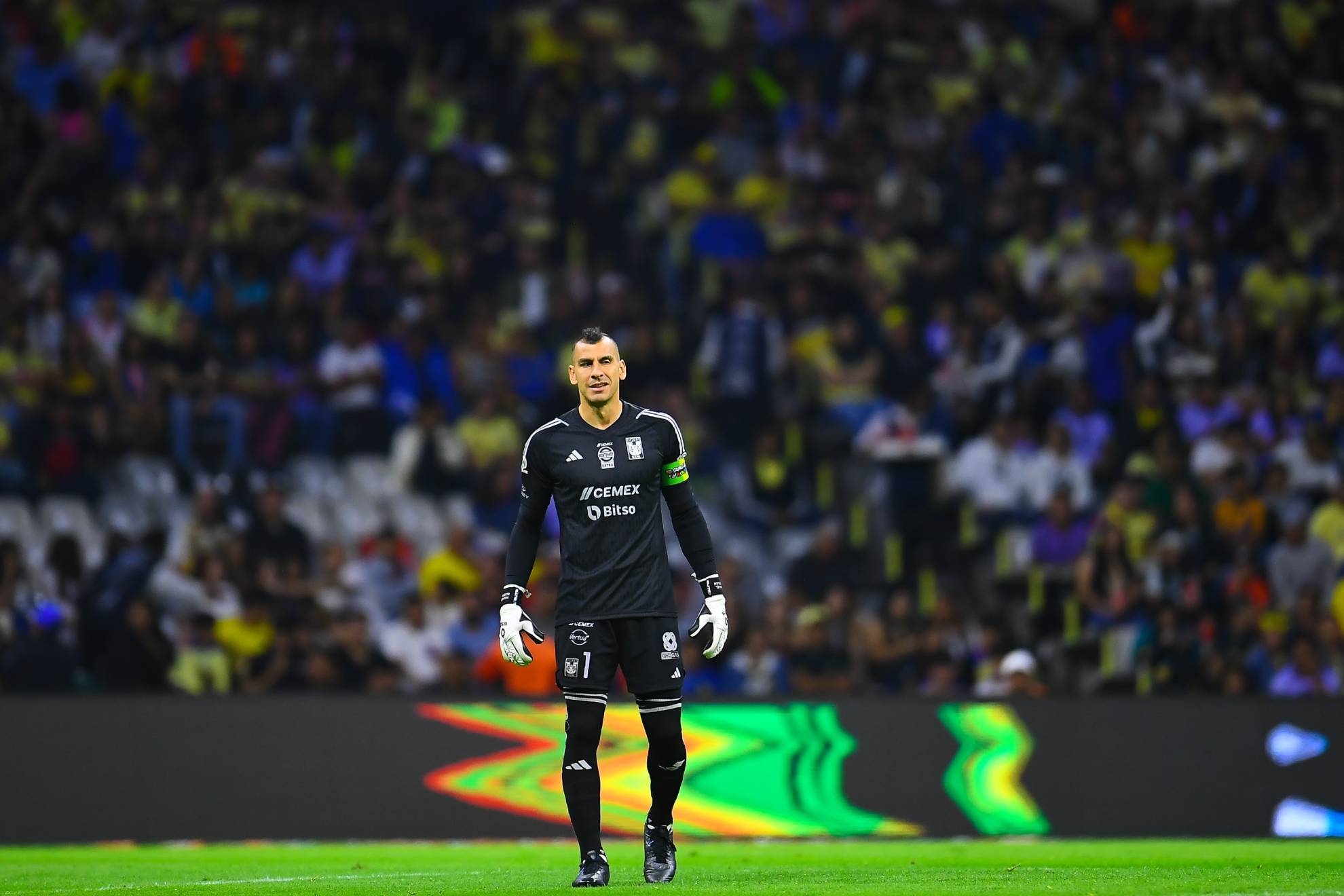 Nahuel Guzm�n, portero de Tigres, se quej� de los gritos en Liga MX