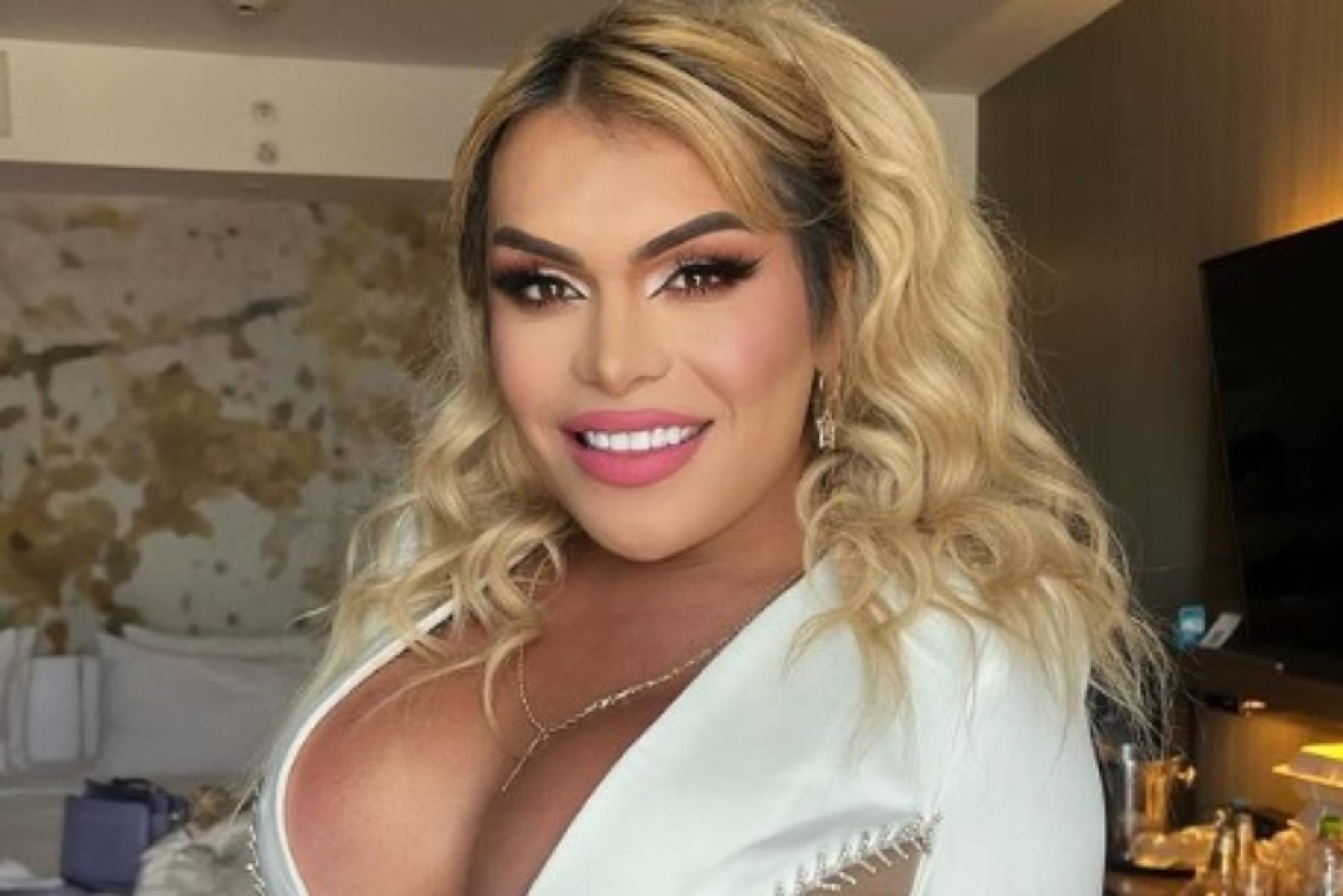 La ganadora de La Casa de los Famosos M�xico no descart� esta operaci�n.