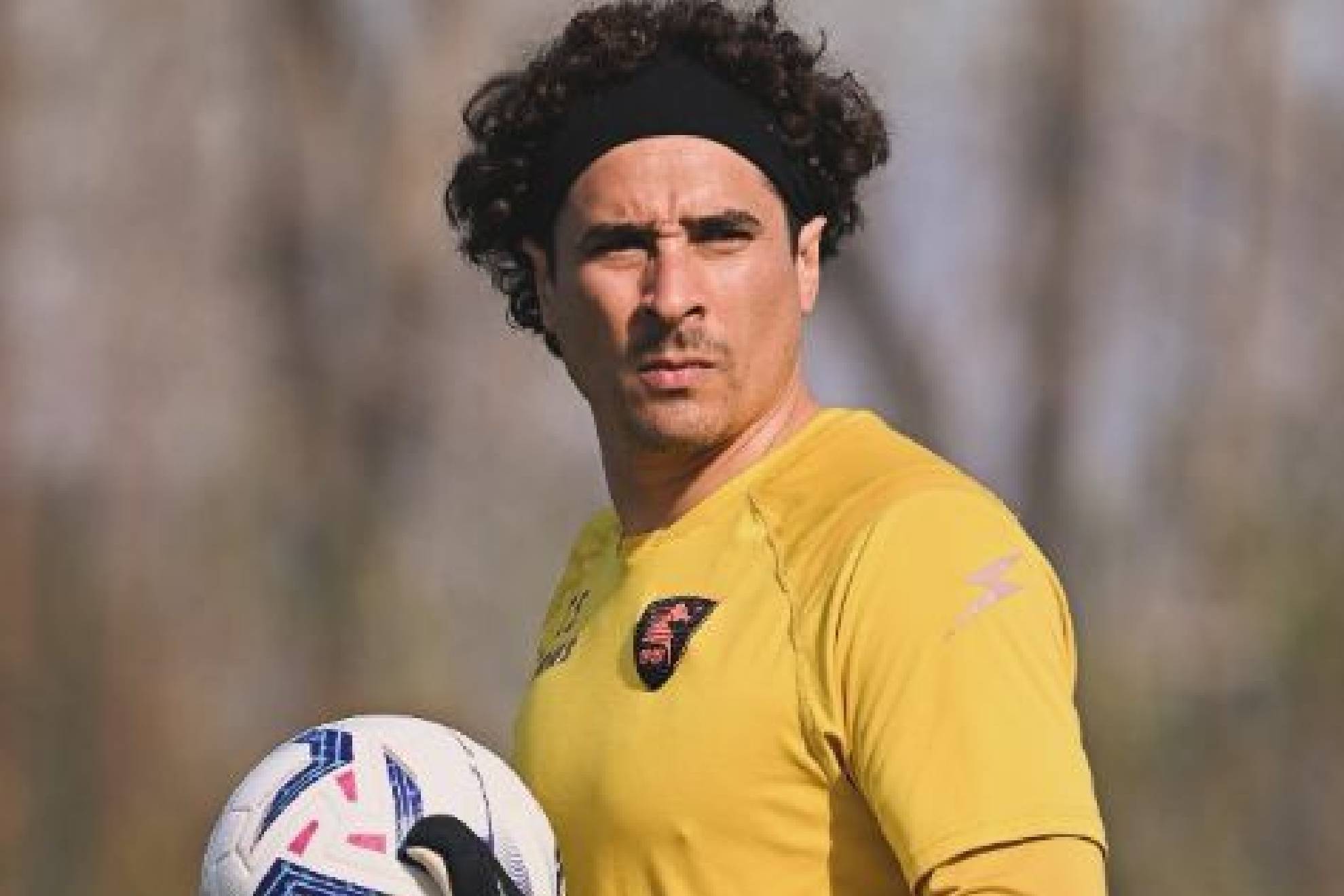 El mexicano, Ochoa, volvi� a las canchas italianas este domingo