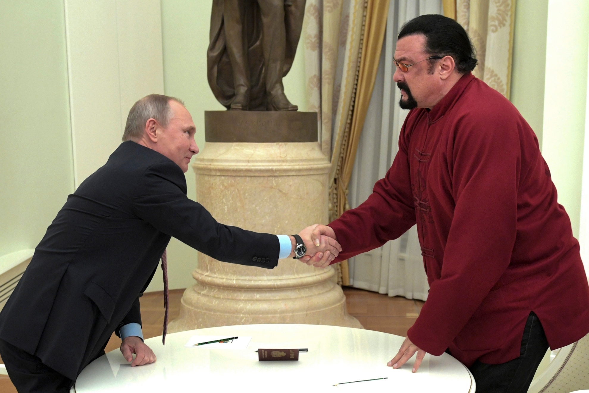 Steven Seagal y Vladimir Putin