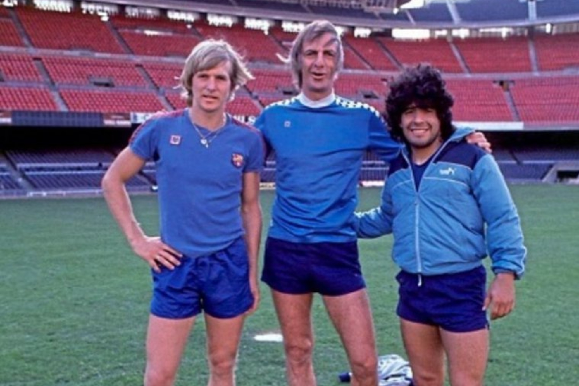 Schuster, Menotti y Maradona, en el Camp Nou del FC Barcelona.
