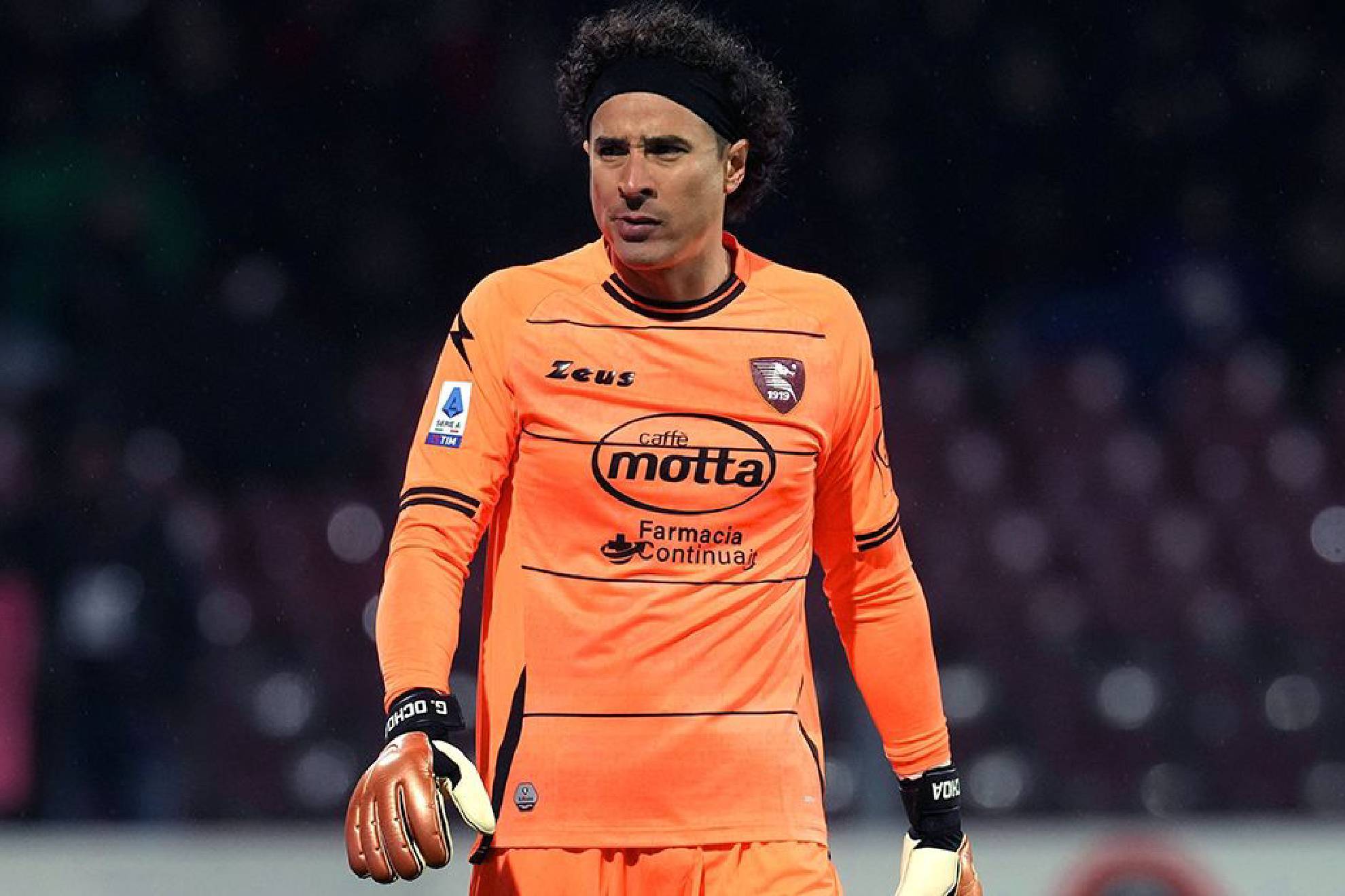 Francisco Guillermo Ochoa no fue convocado a su �ltimo partido con Salernitana en Italia.