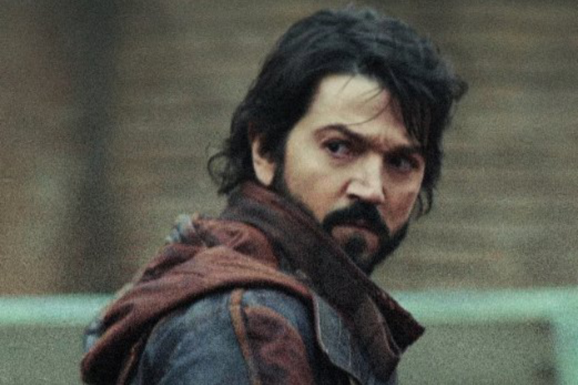 Diego Luna da vida a Cassian Andor