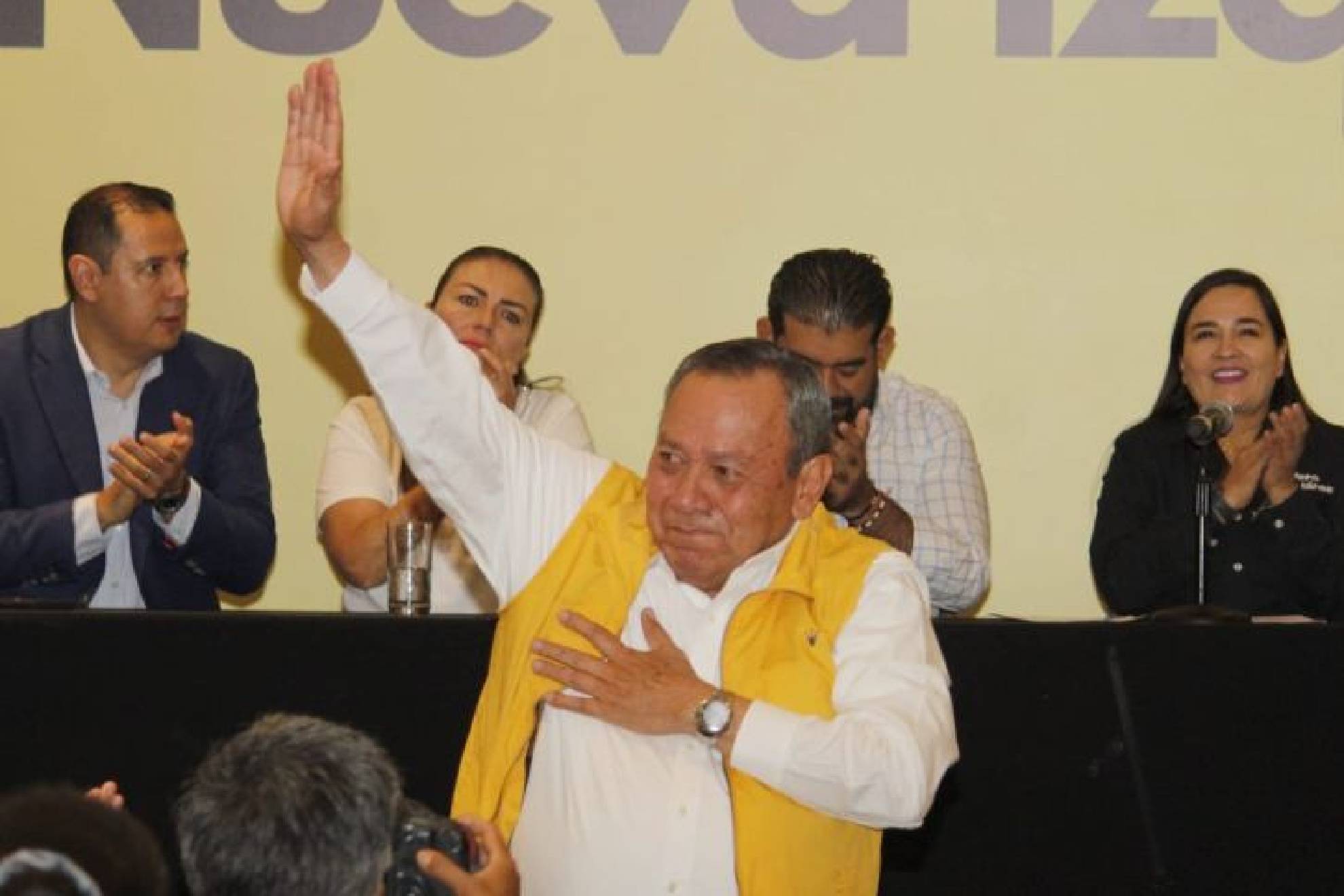 En entrevista el l�der, del ahora desaparecido, Sol Azteca, arremeti� contra la presidenta electa