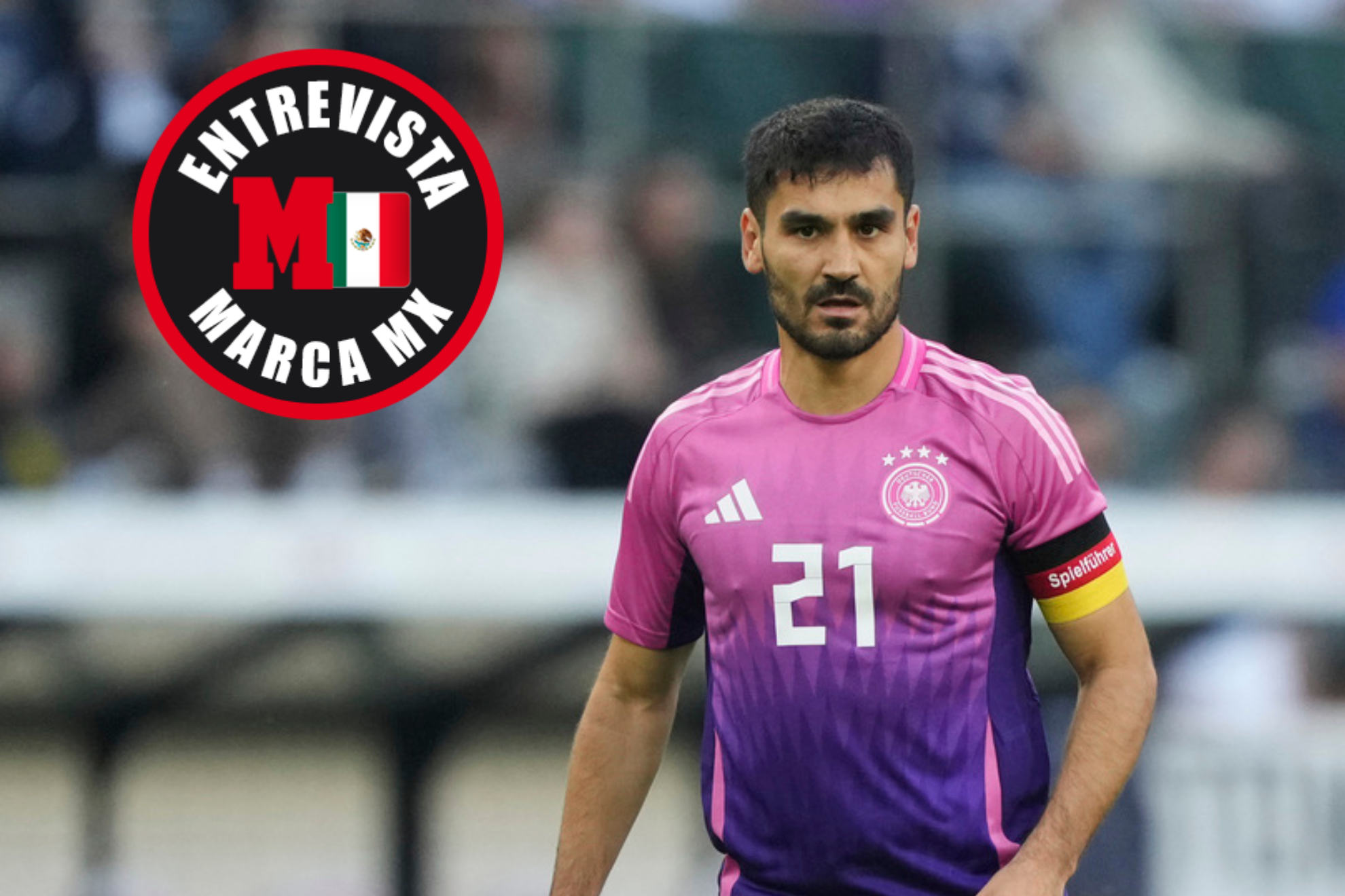 G�ndogan, durante un partido con Alemania.