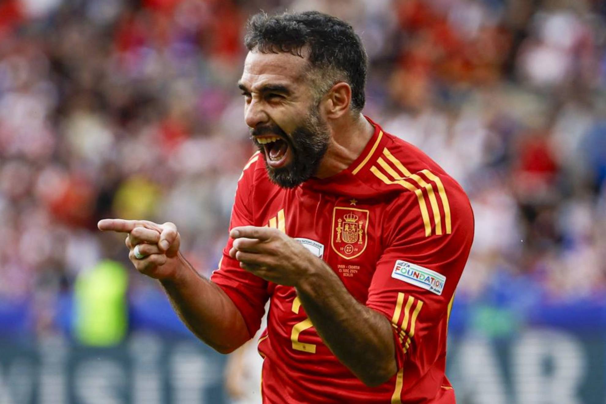 Carvajal celebra un gol con la selecci�n espa�ola