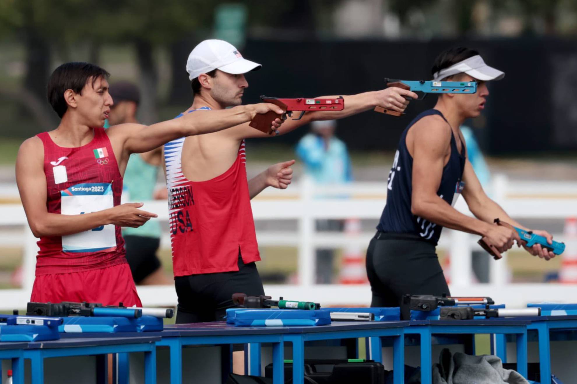 Emiliano Hern�ndez Uscanga se queda con el cuarto lugar en Par�s