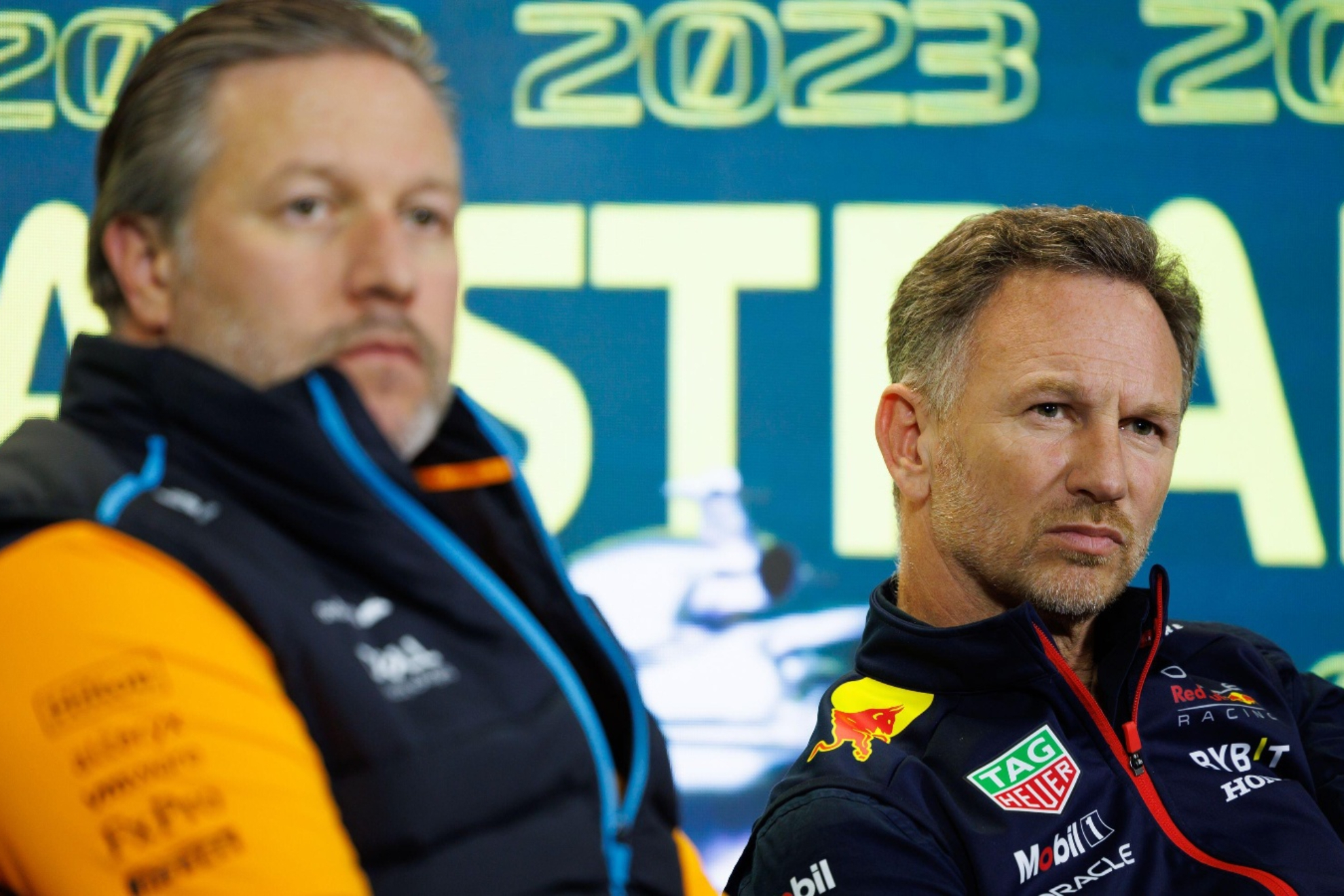 Zak Brown y Christian Horner en una rueda de prensa