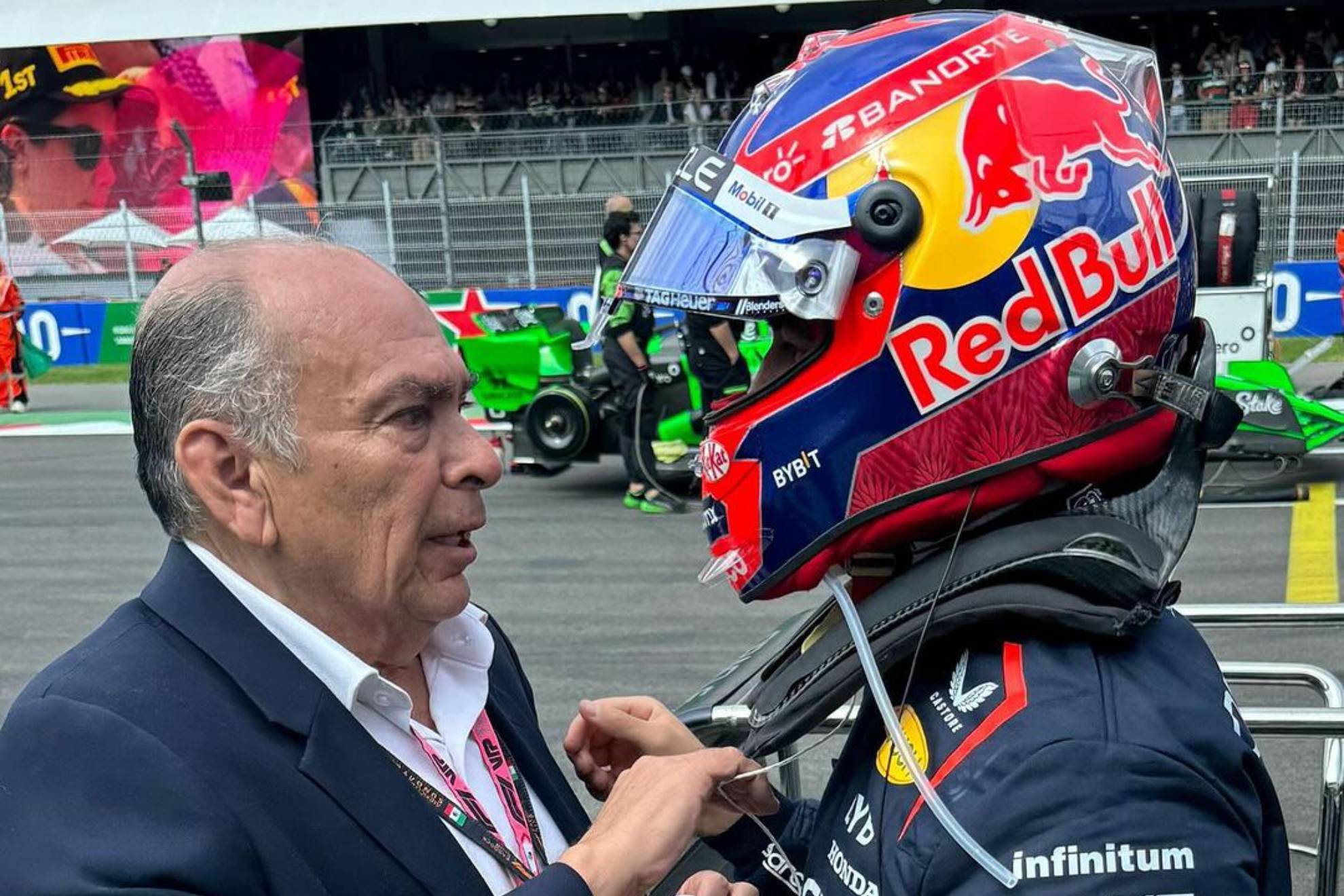 Antonio P�rez Garibay durante el GP de M�xico