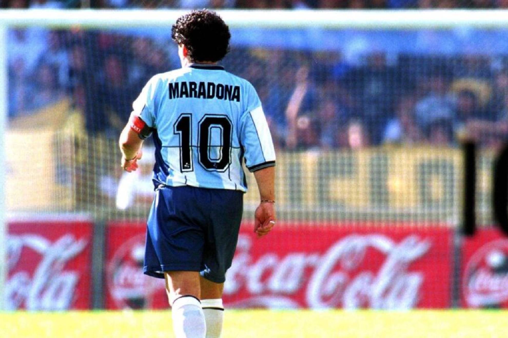 Se cumplieron 64 a�os del natalicio del inmortal Diego Armando Maradona.