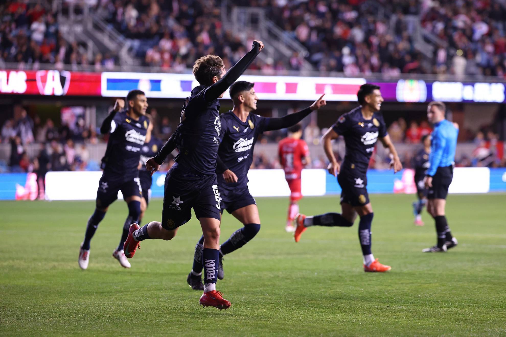 Chivas le ganó al Atlas en Clásico Tapatío de partido de preparación por Fecca FIFA