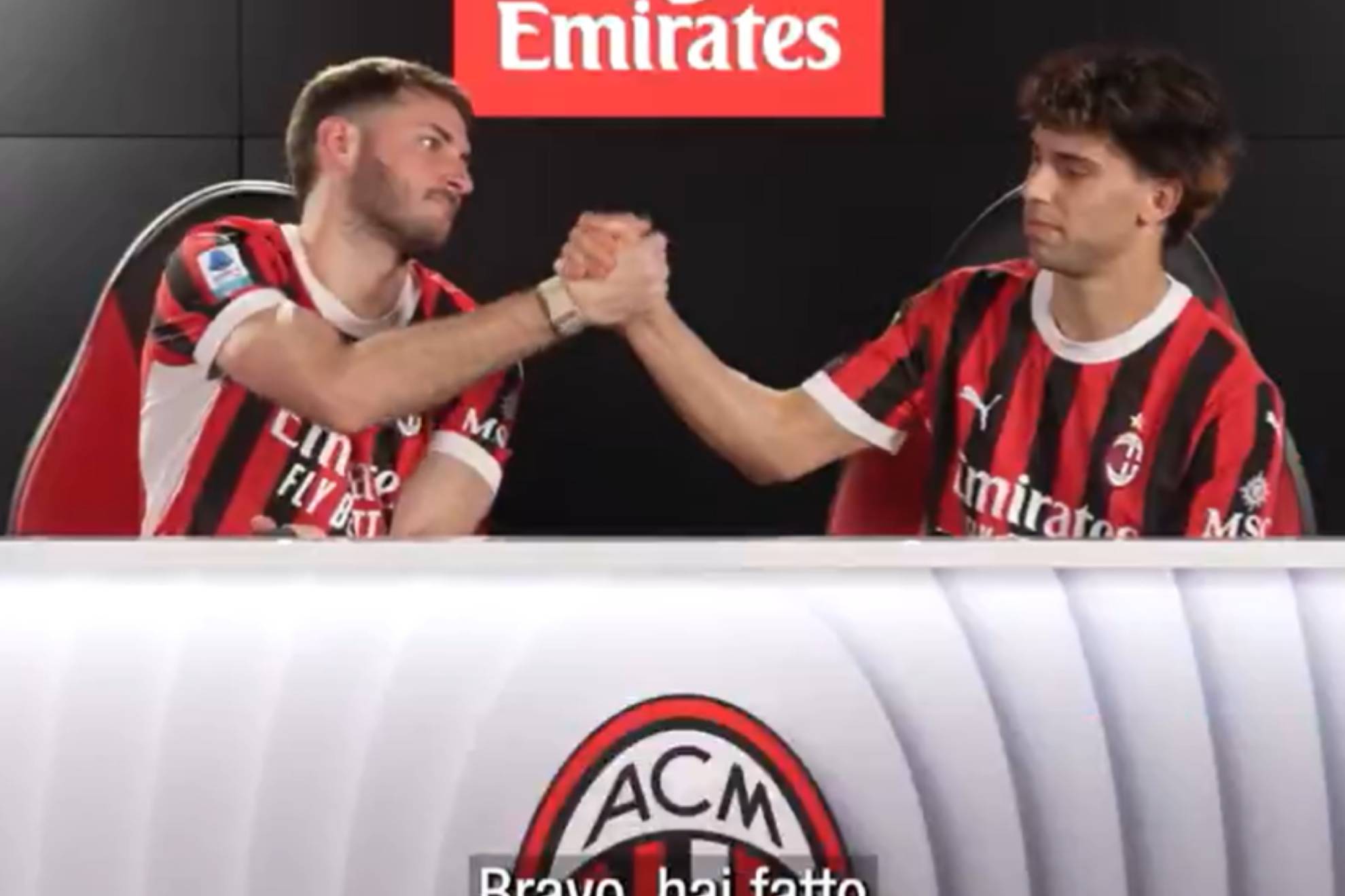 Santi Gim�nez no queda como pendej... en reto de Joao F�lix