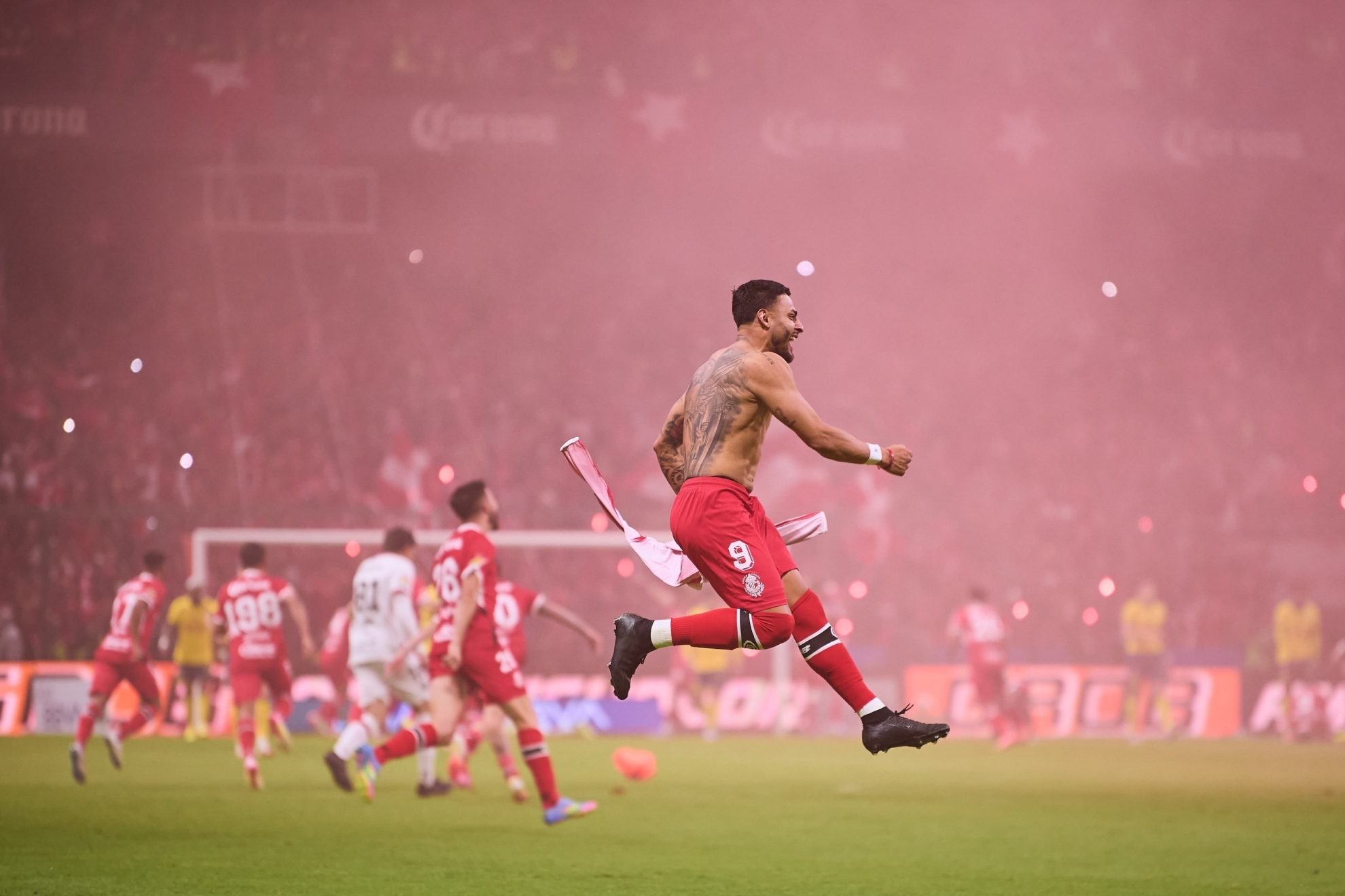 Liga MX 2025 Alexis Vega Tras Conseguir El T tulo Del Torneo Clausura liga-mx-2025-alexis-vega-tras-conseguir-el-t-tulo-del-torneo-clausura