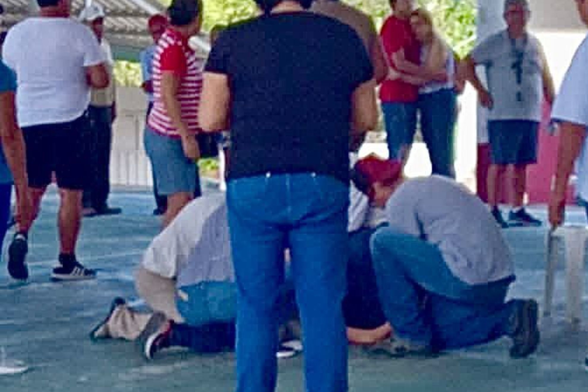 Varios intentos de auxilio X