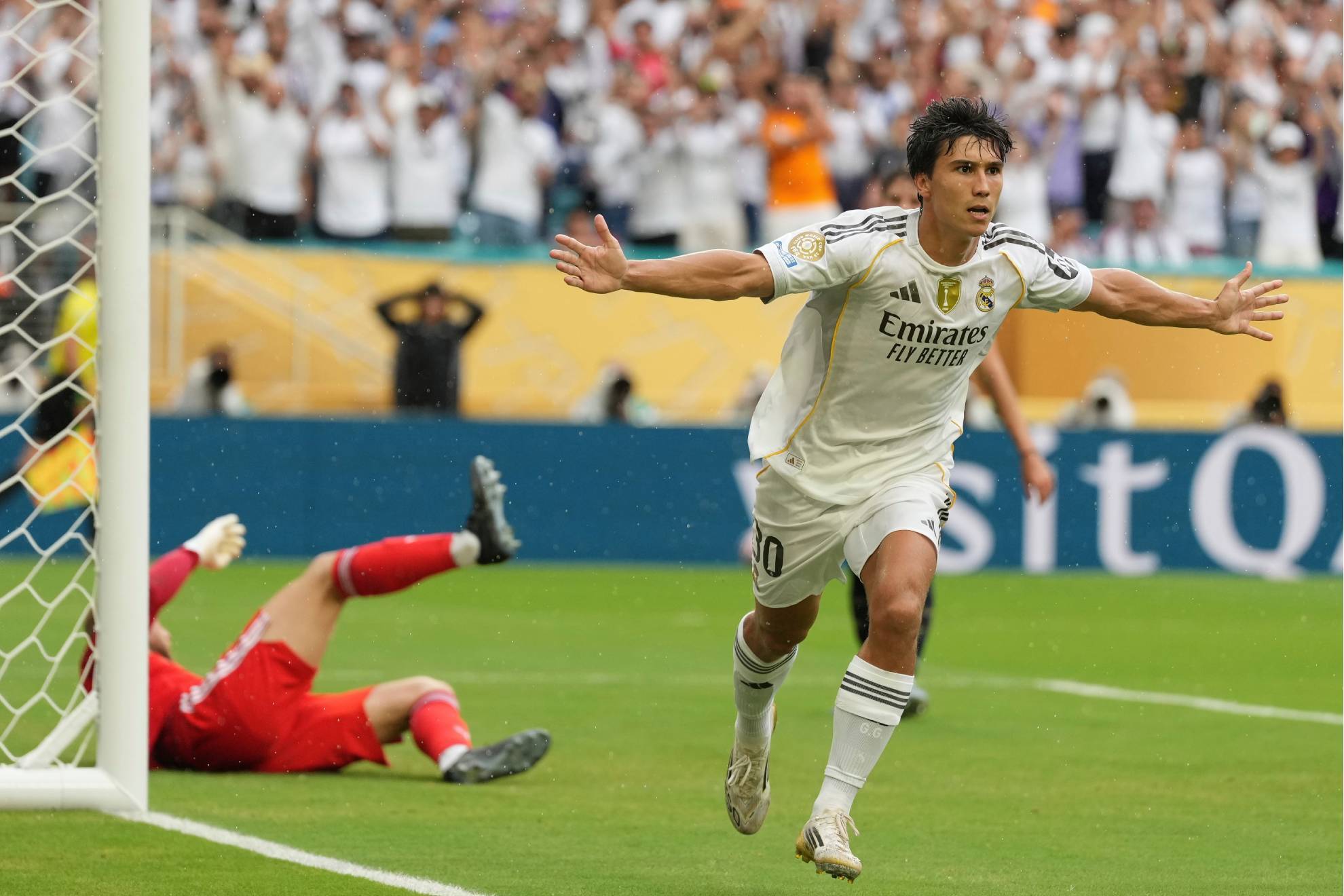 El delantero de 21 a�os dio la victoria al Real Madrid ante Juventus