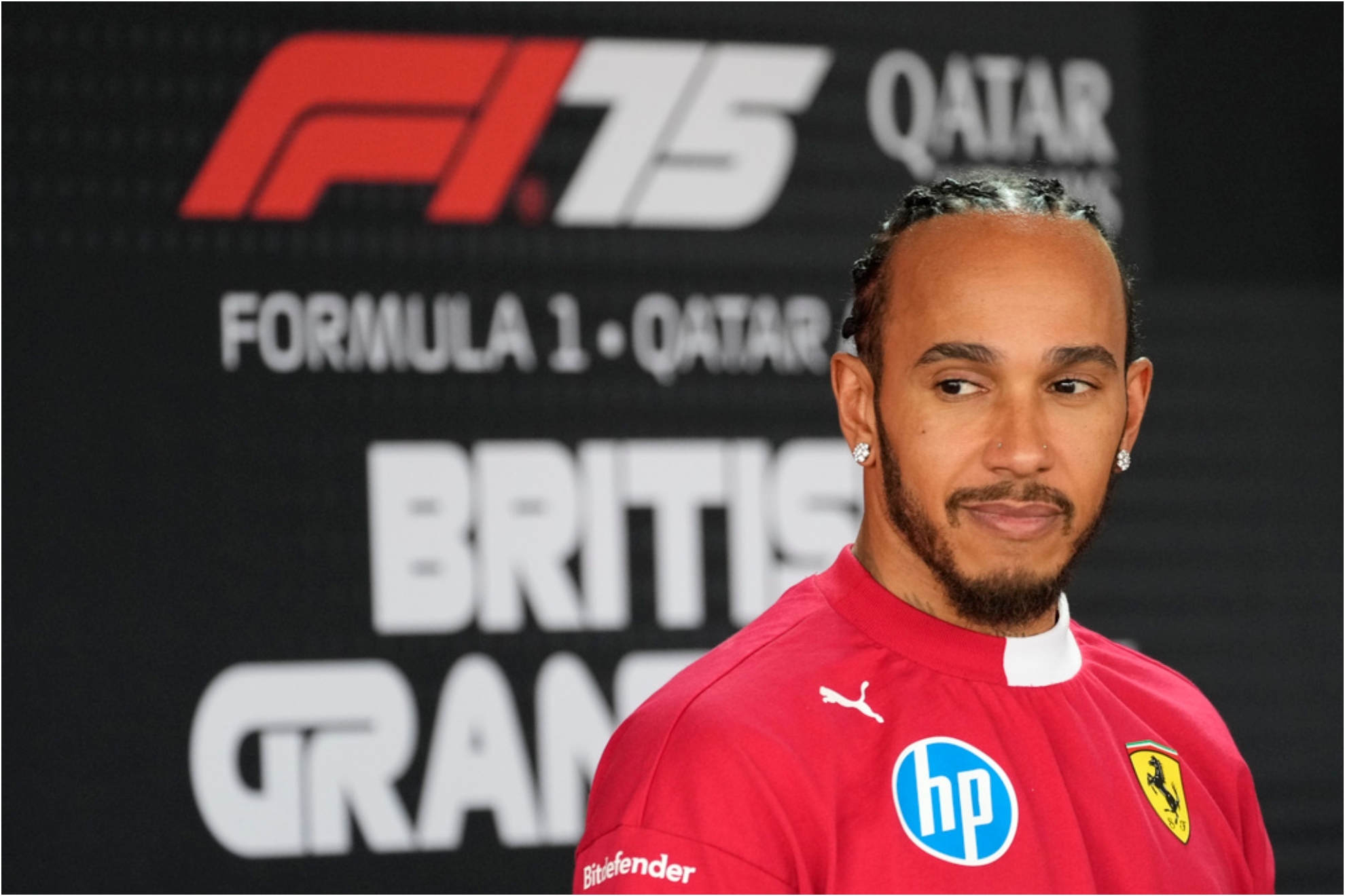 Hamilton, en el paddock de Ferrari en Silverstone.