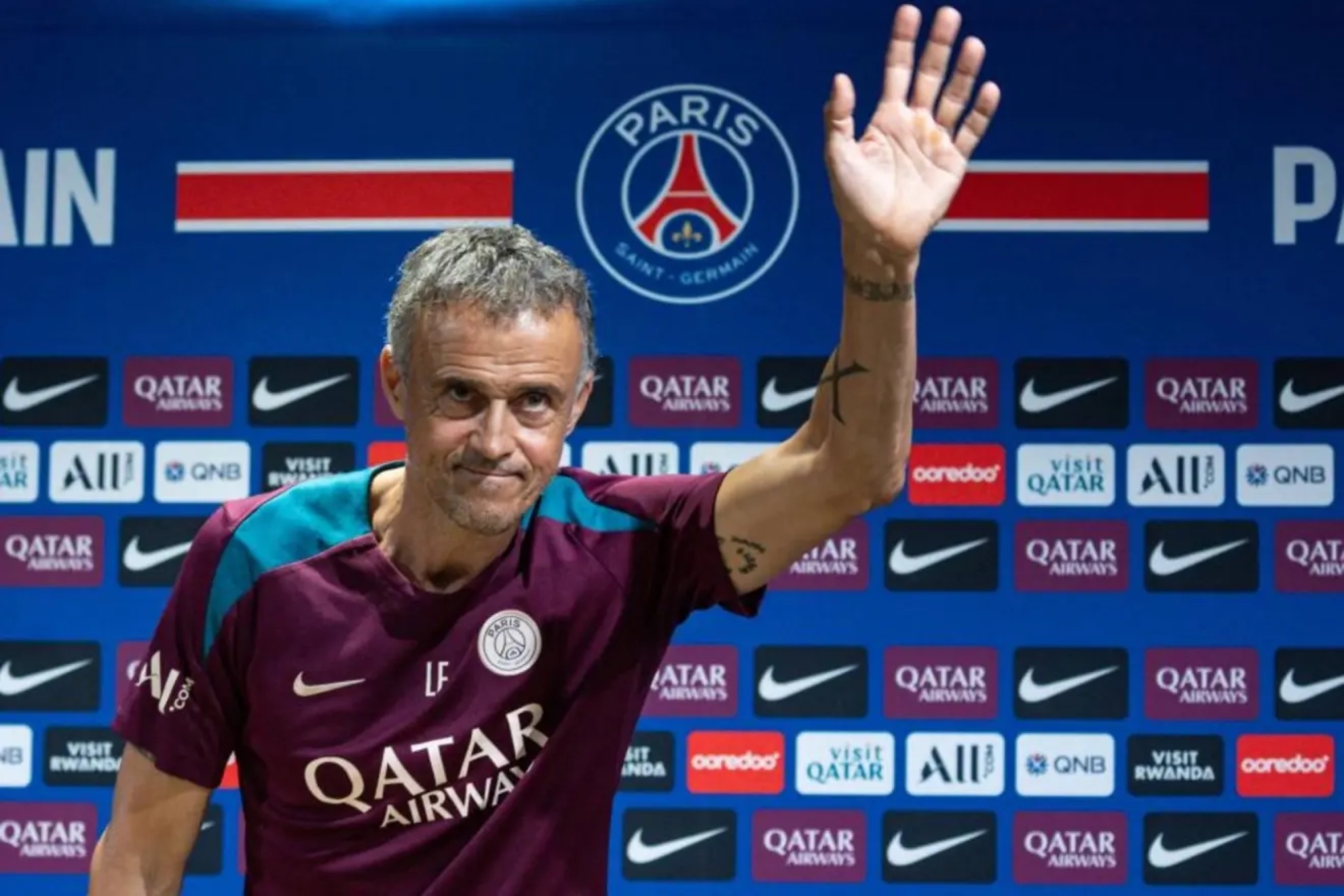 Luis Enrique en una rueda de prensa del PSG