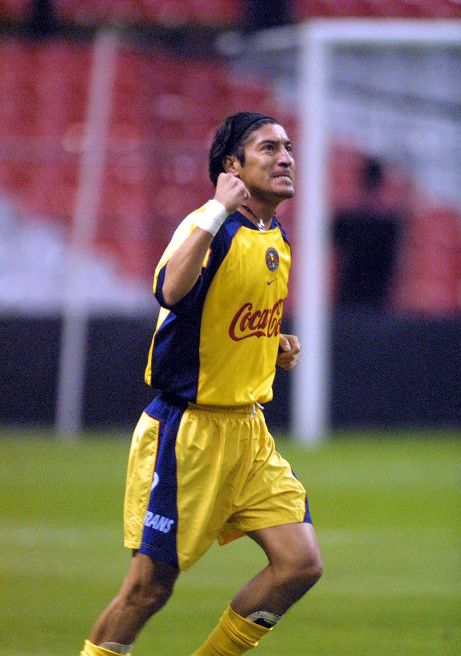 "Bam-Bam" Zamorano - Chile - 2001
