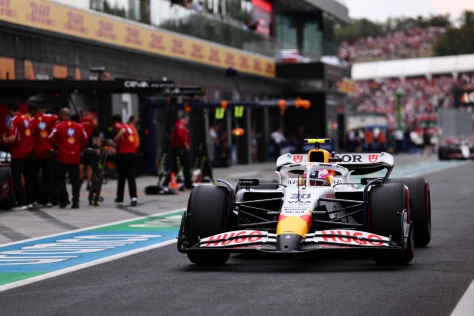 �Problemas para Verstappen! Liam Lawson fue el mejor Red Bull en Hungr�a