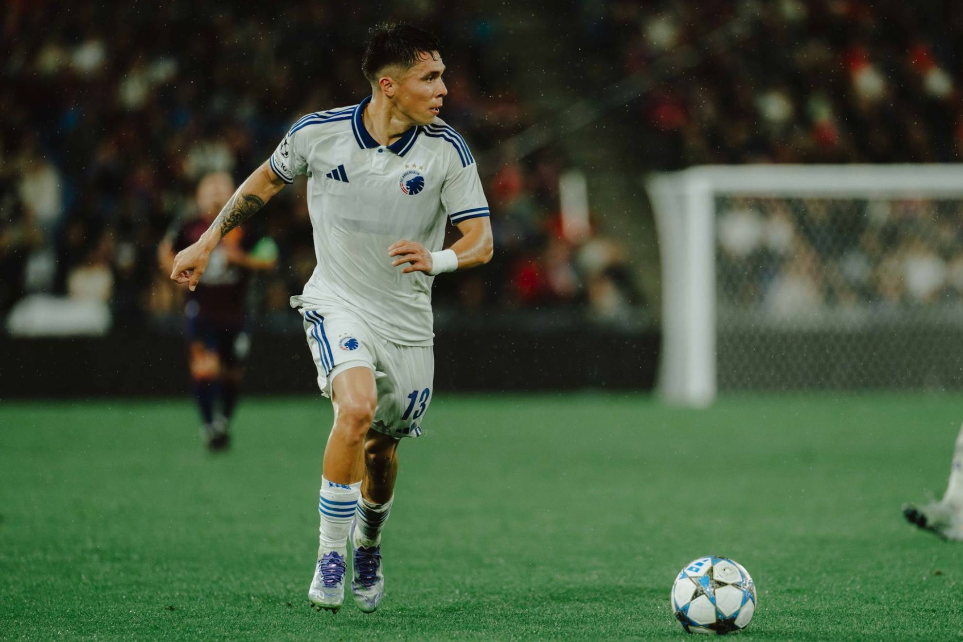 El lateral mexicano tendr� que pasar por el quir�fano