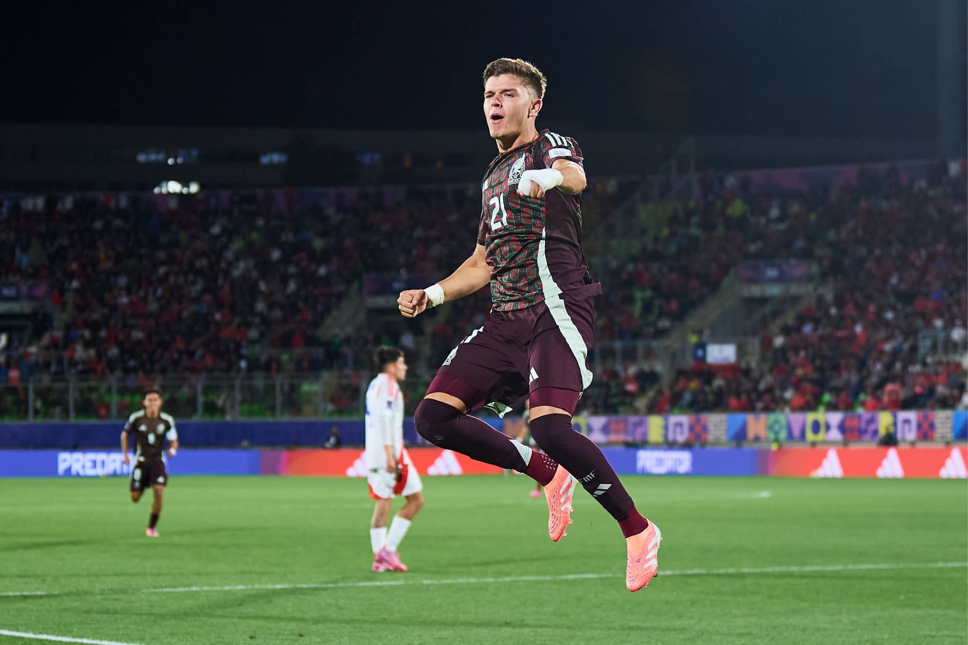 Tahiel Jim�nez dedica gol en el M�xico vs Chile a Mateo Levy en Mundial Sub-20.