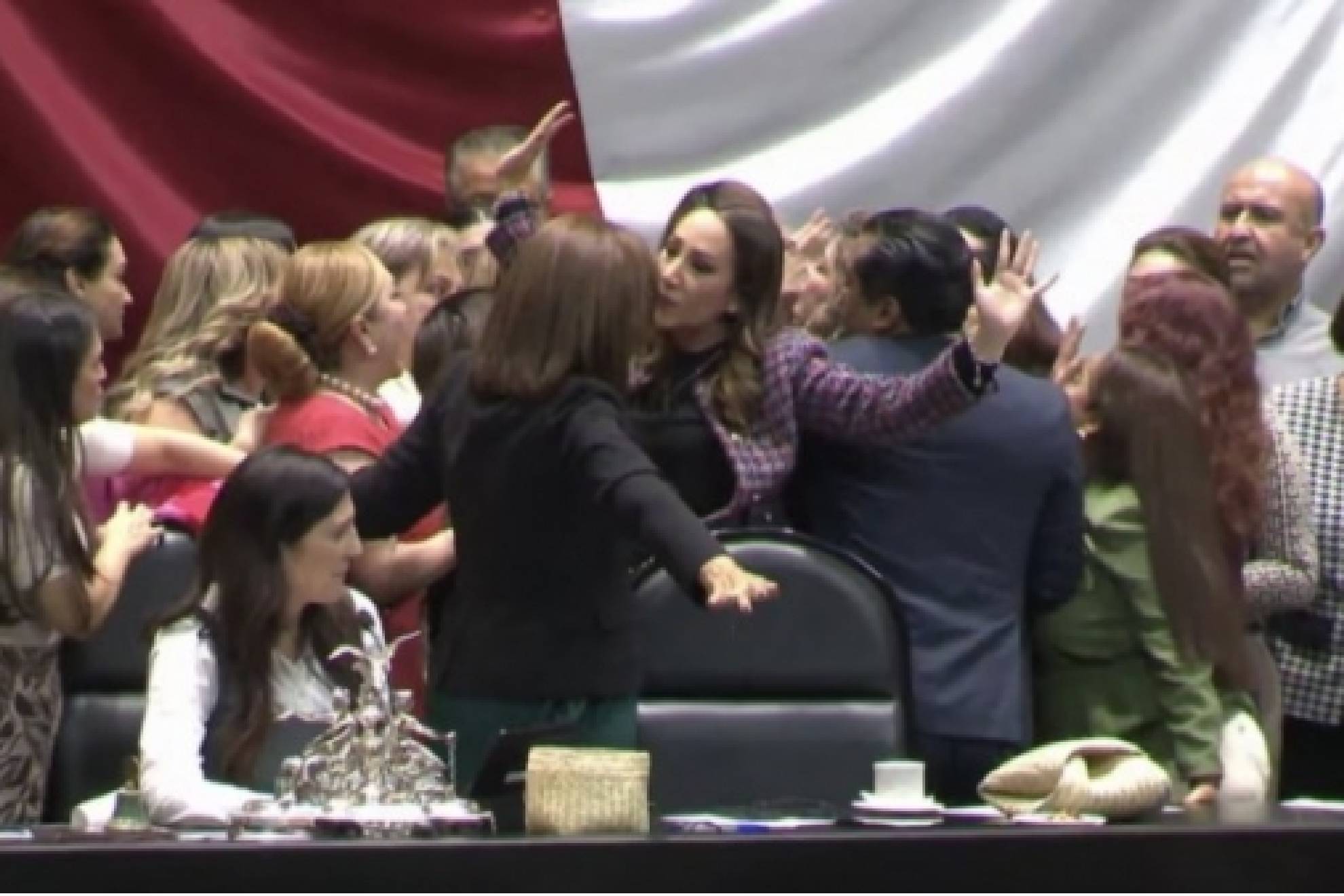 Legisladoras protagonizan pleito por conflicto Israel-Palestina con empujones y golpes en la C�mara de Diputados