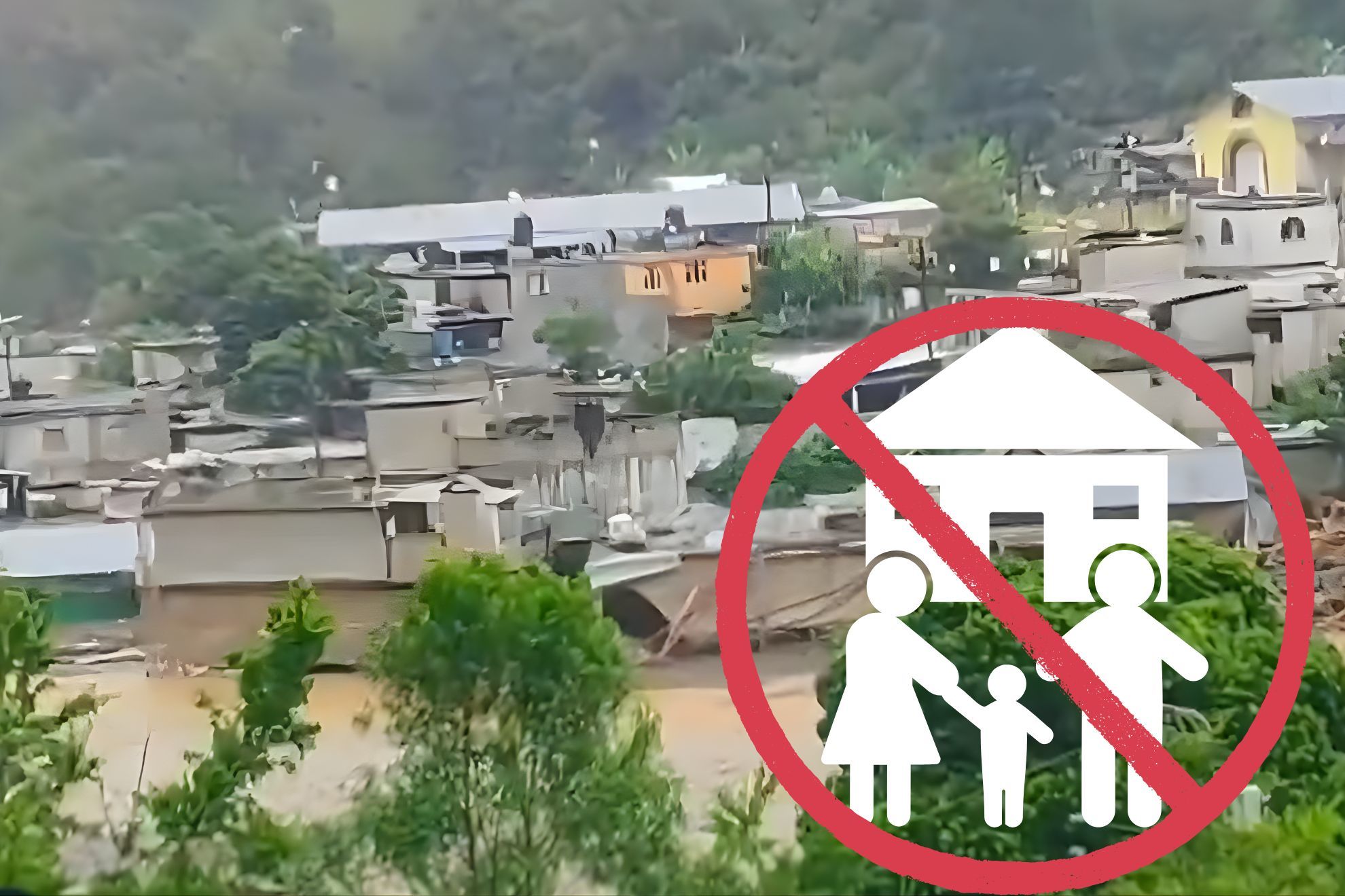 Por primera vez en M�xico, un pueblo es declarado inhabitable tras desbordamiento de un r�o en Chapula, Hidalgo