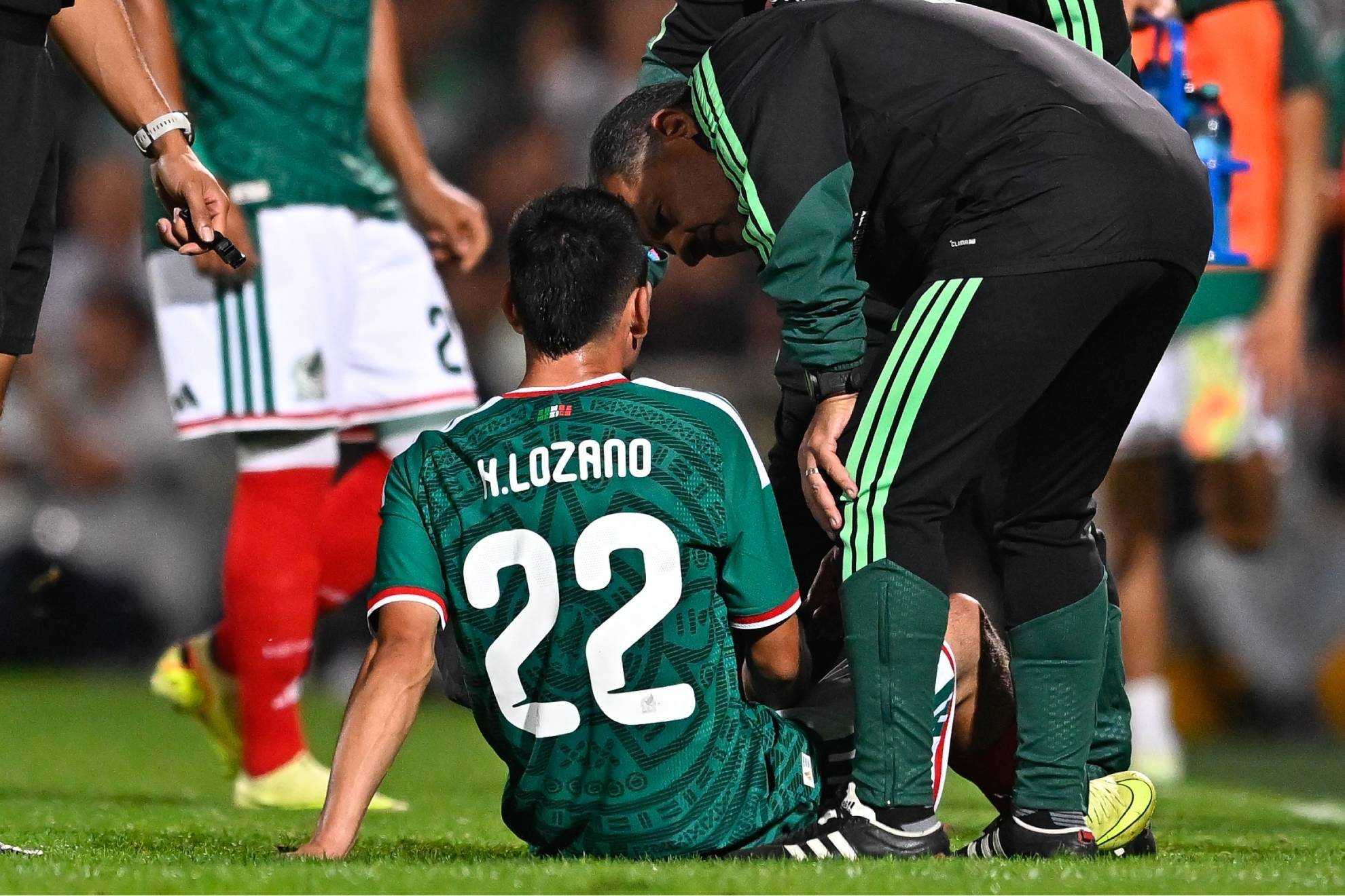No se especific� el tiempo de recuperaci�n del futbolista mexicano
