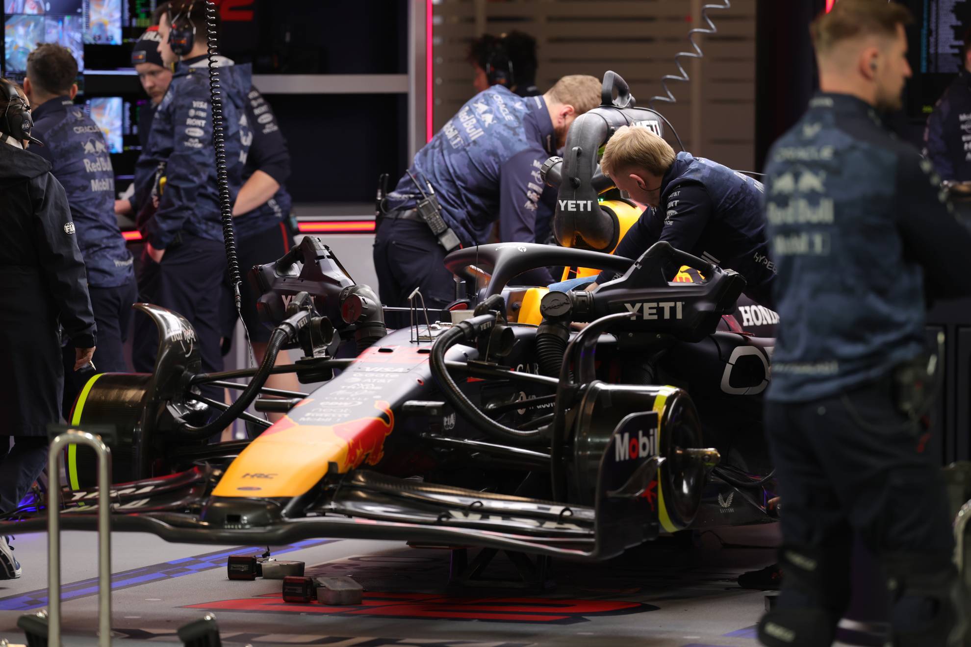 En el equipo austriaco se equivocaron por la presi�n de las llantas del auto de Yuki