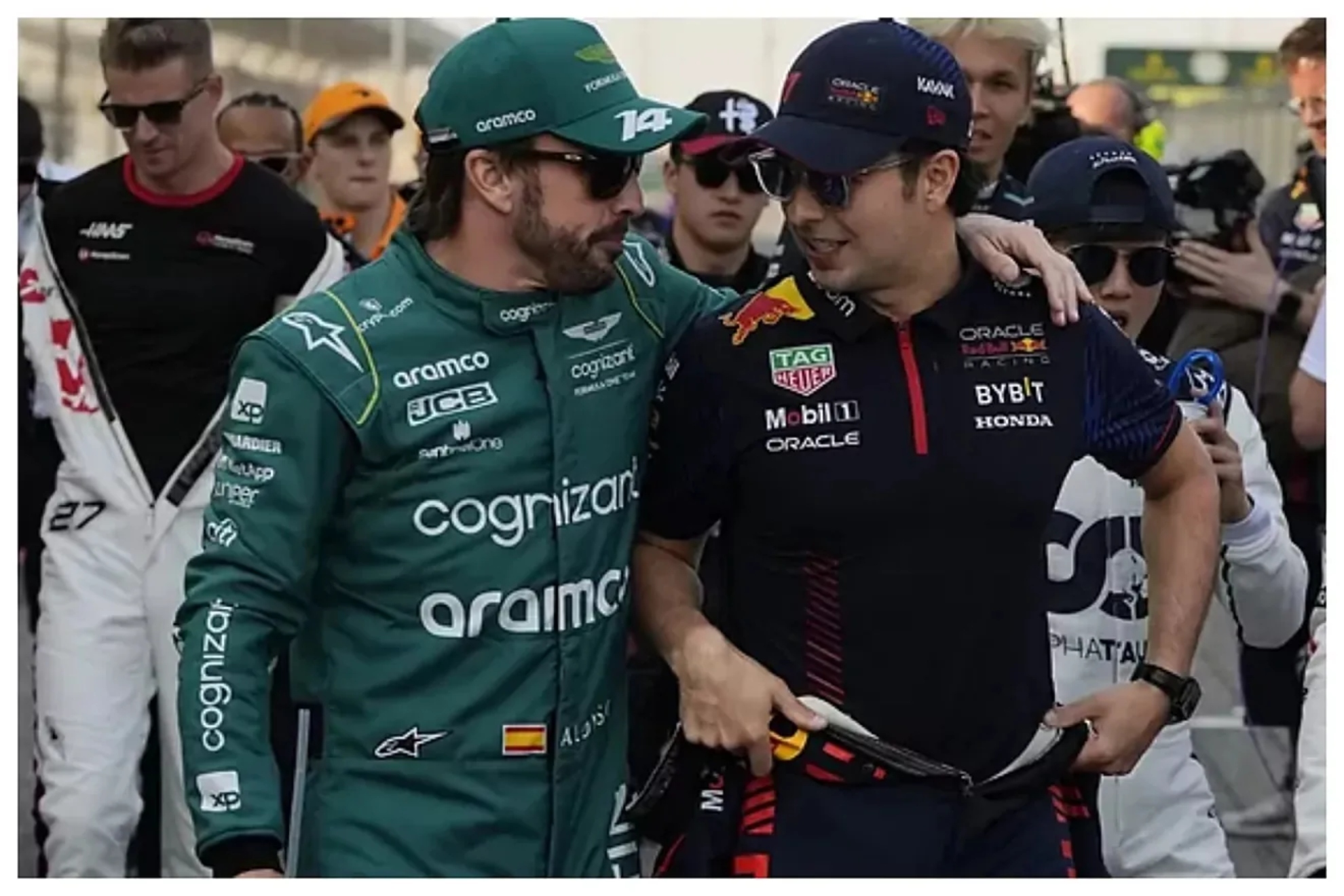 Fernando Alonso y Checo, en una imagen de archivo