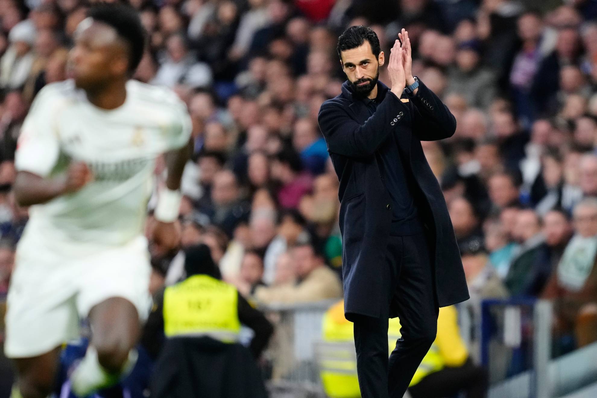 Arbeloa sali� en defensa de los ataques de la afici�n del Real Madrid