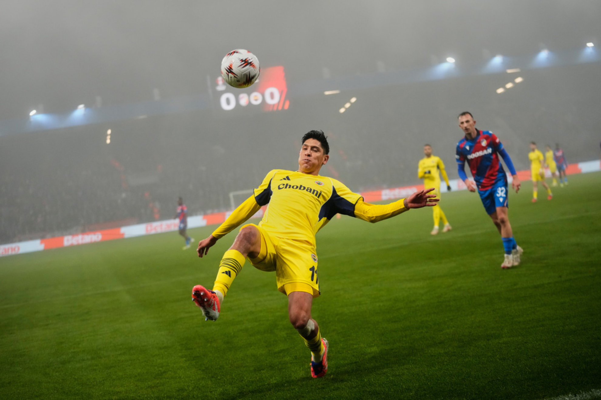 Tigres no cesa en convencer a Edson �lvarez en volver a Liga MX