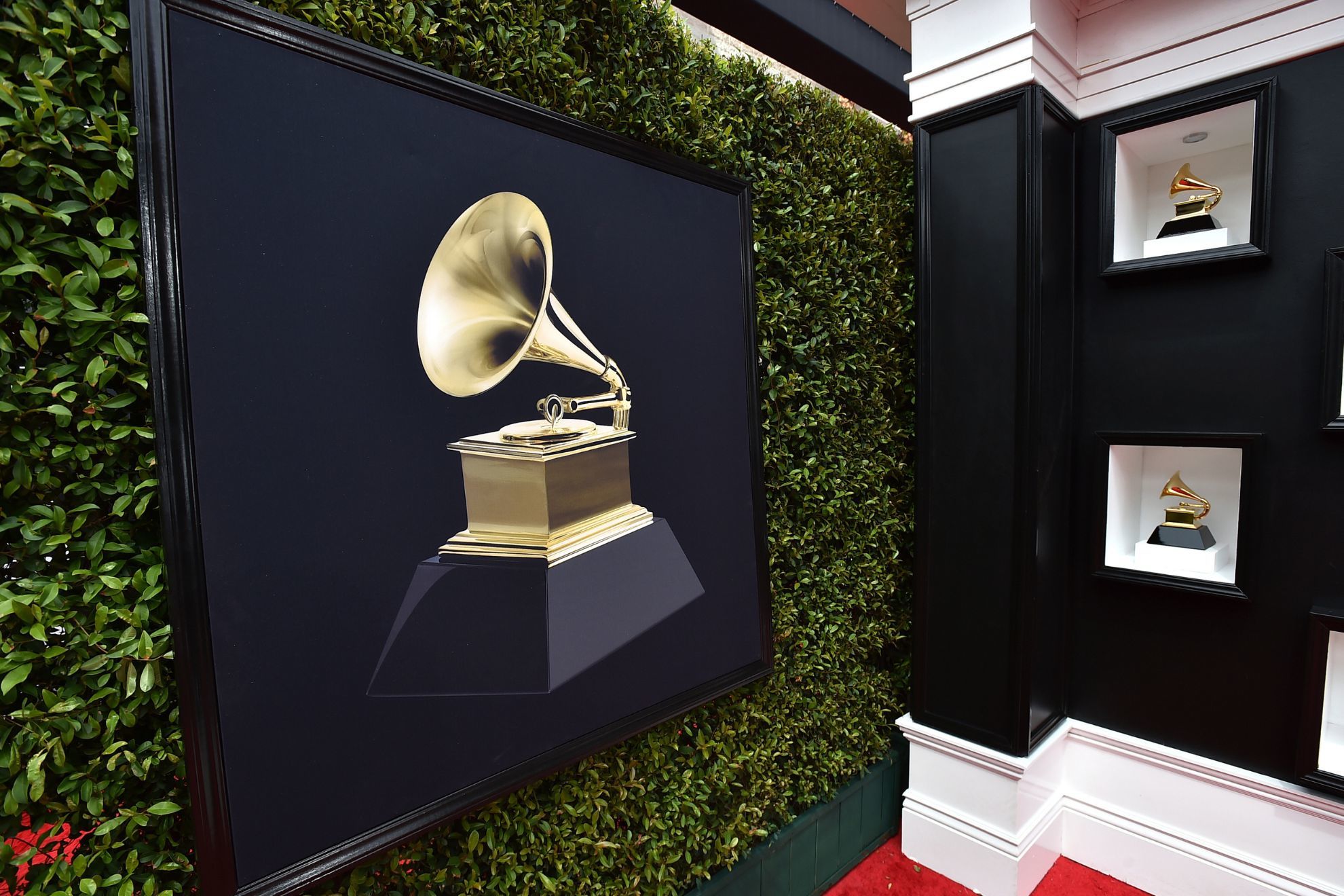 �Qu� latinos est�n nominados al Grammy 2026? Lista por categor�as y sorpresas del a�o