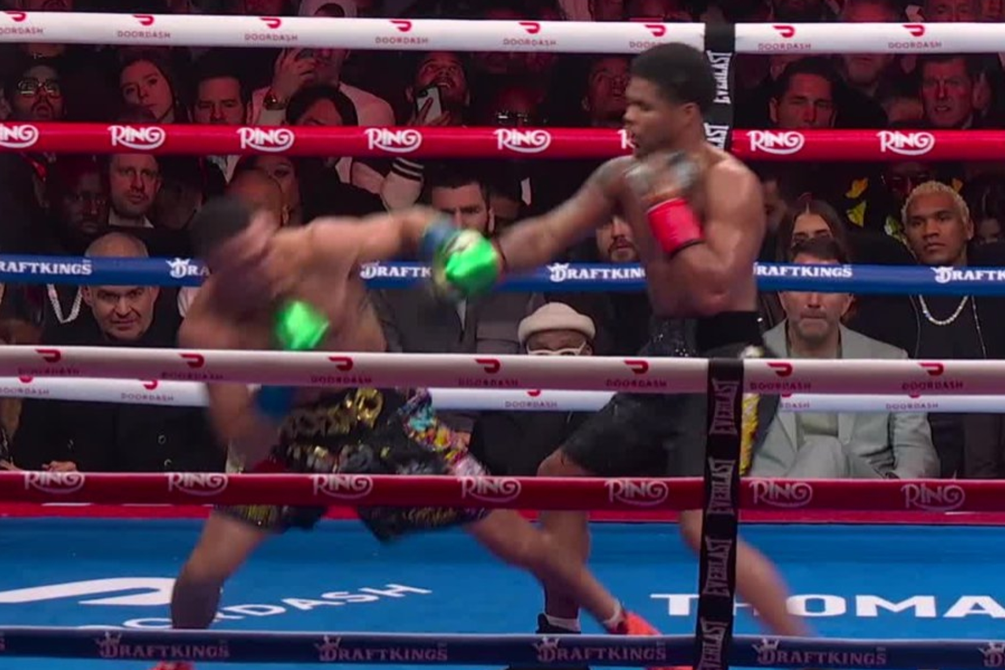 �C�mo qued� Te�fimo L�pez Jr vs Shakur Stevenson? Cronolog�a y resultado de la pelea por el t�tulo mundial superligero OMB